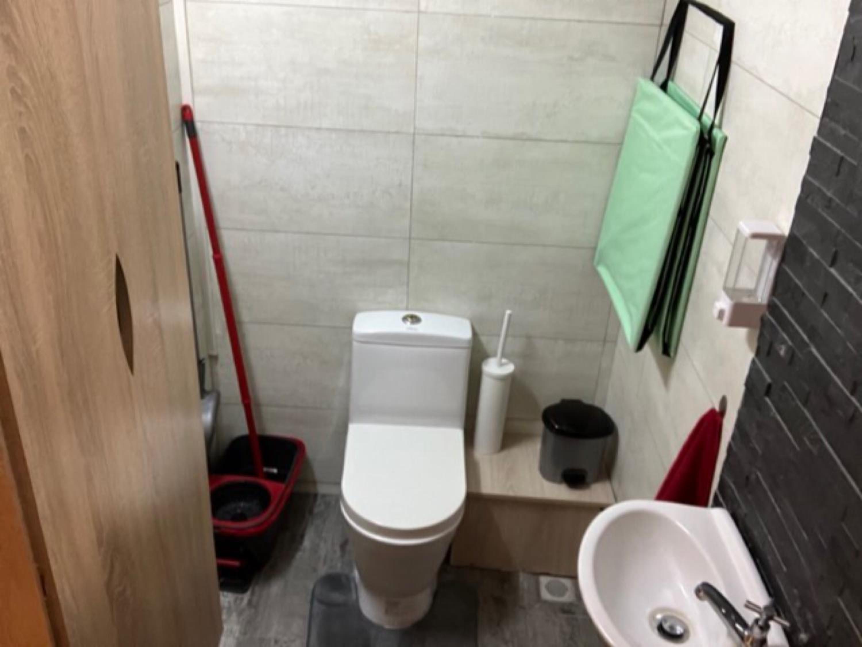 Photo 33