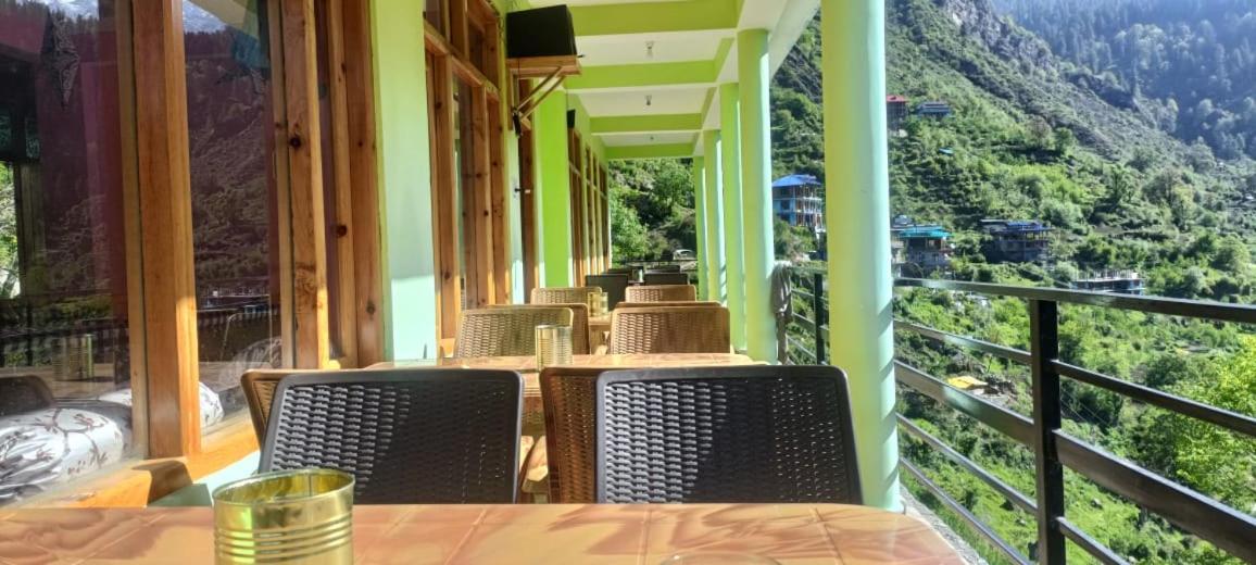 King Falafal Tosh Guest House & Café view 4