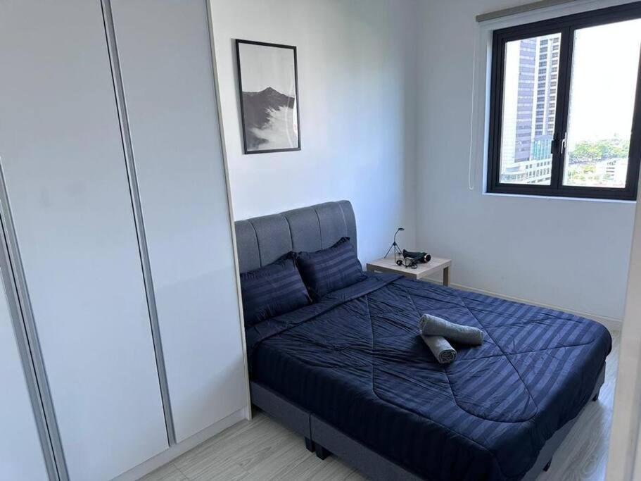 Sky88 3BR luxury condo w Pool Table (TOWN AREA)