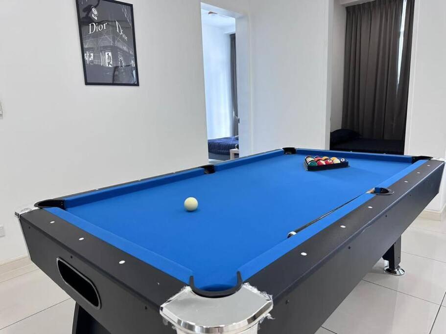 Sky88 3BR luxury condo w Pool Table (TOWN AREA)