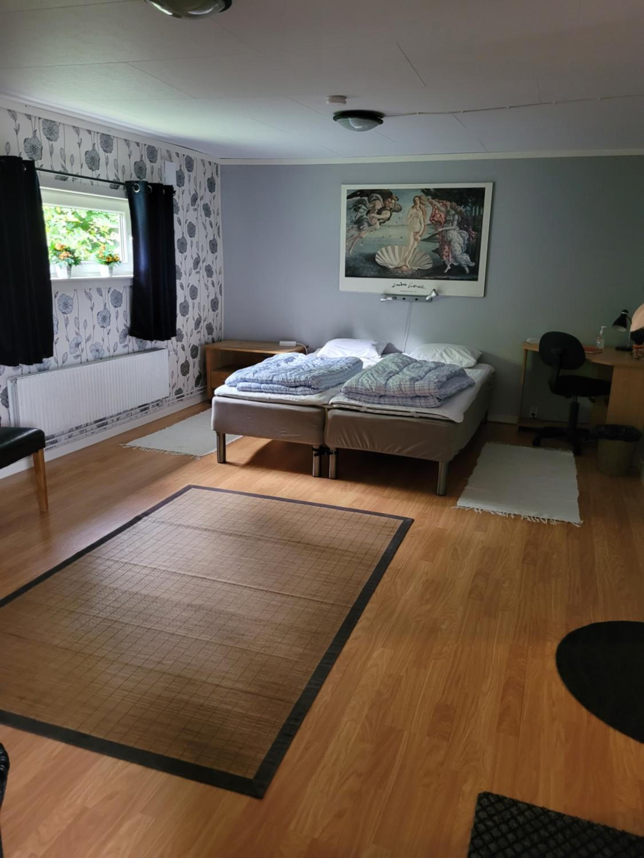 Photo 8