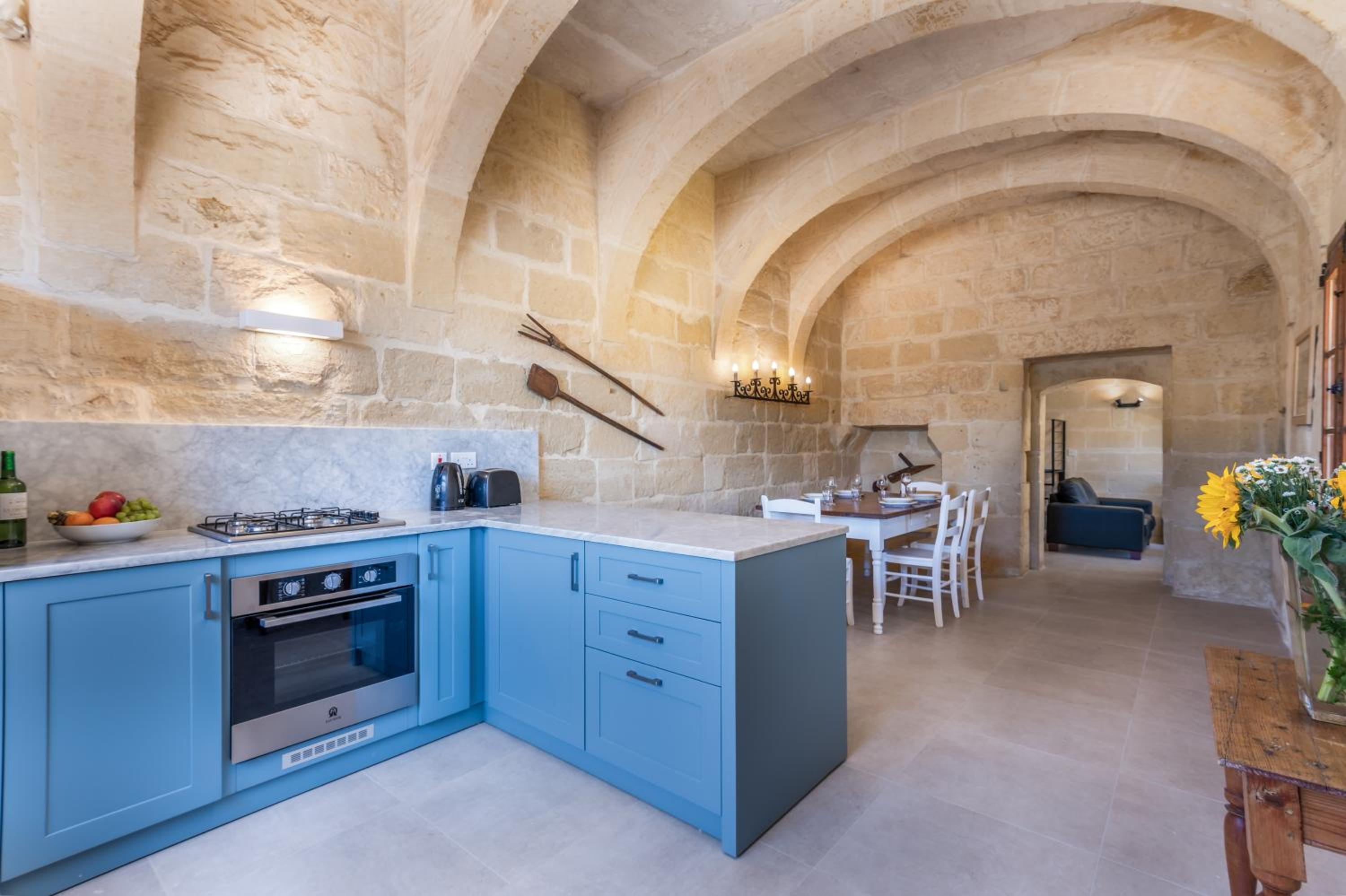 Dar ta' Betta Farmhouse with private pool view 4