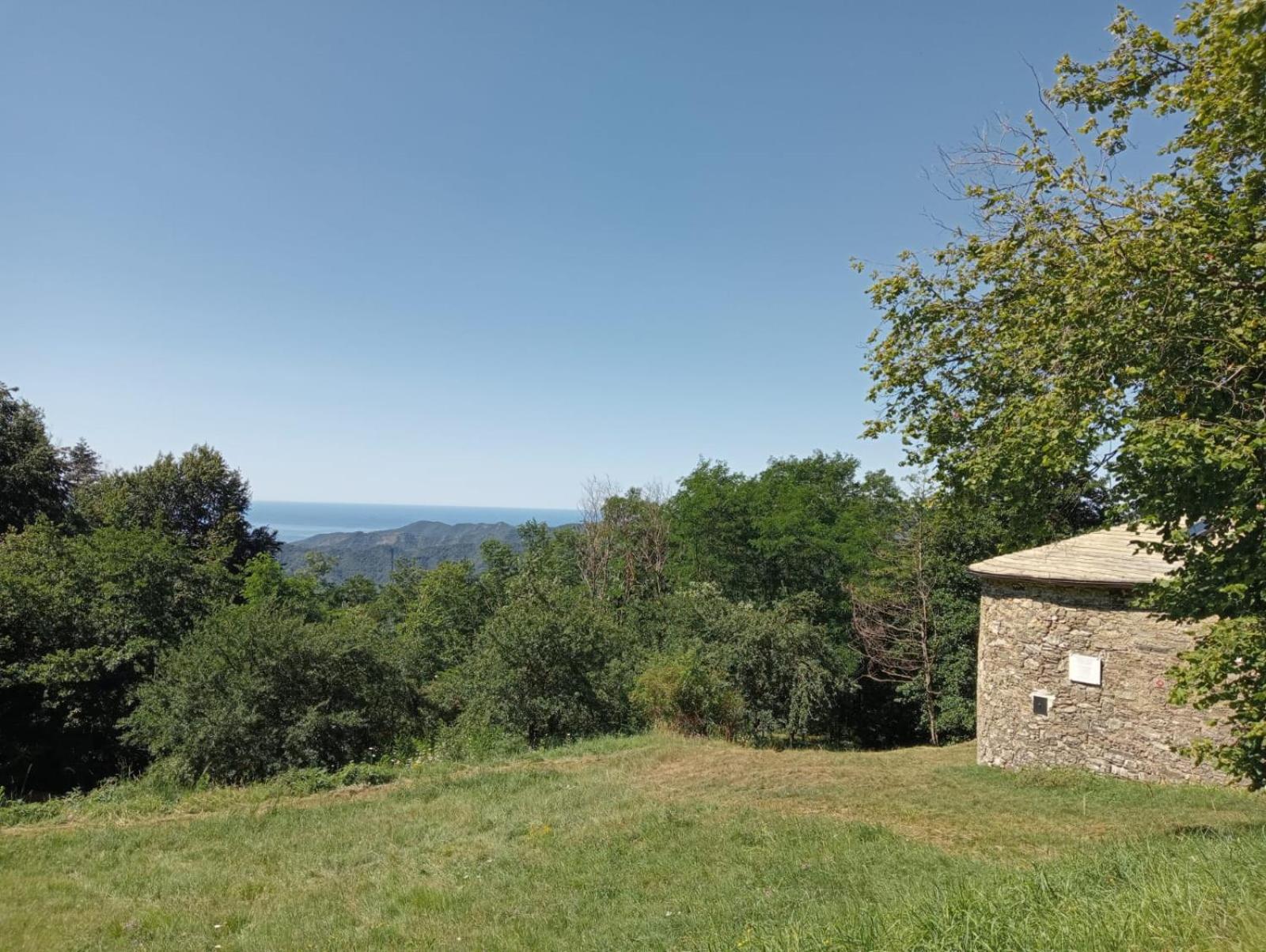 Eremo Faggio Rotondo view 2