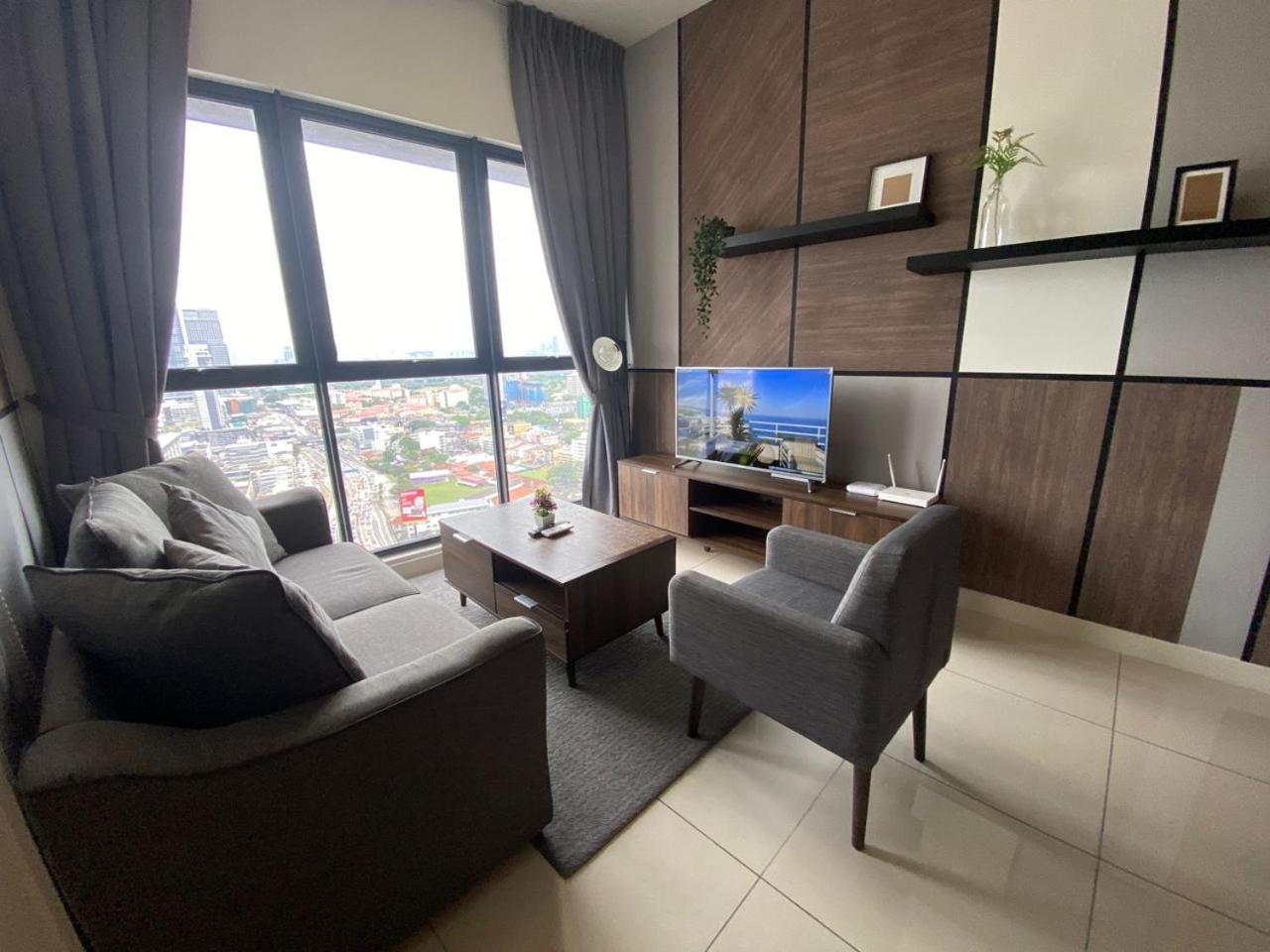 ContiNew Residence 1BR near TRX by StayHere