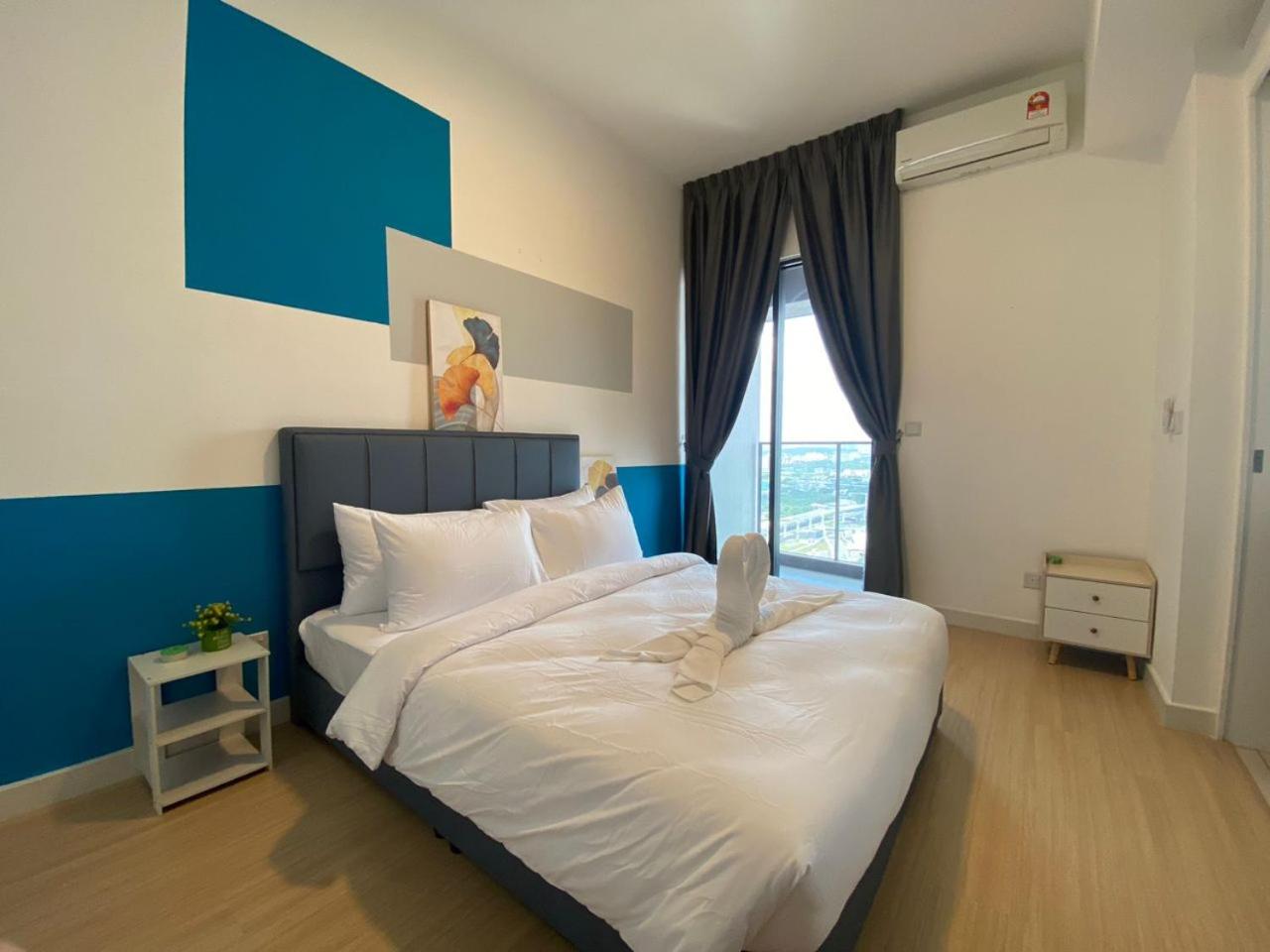 ContiNew Residence 1BR near TRX by StayHere