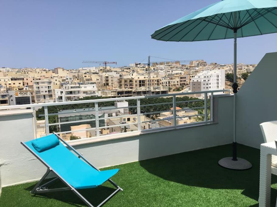 Champagne Supernova Penthouse