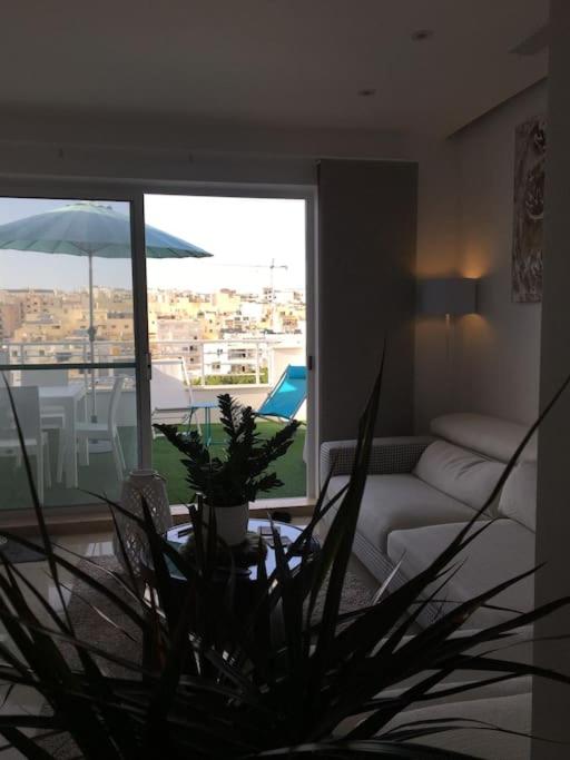 Champagne Supernova Penthouse