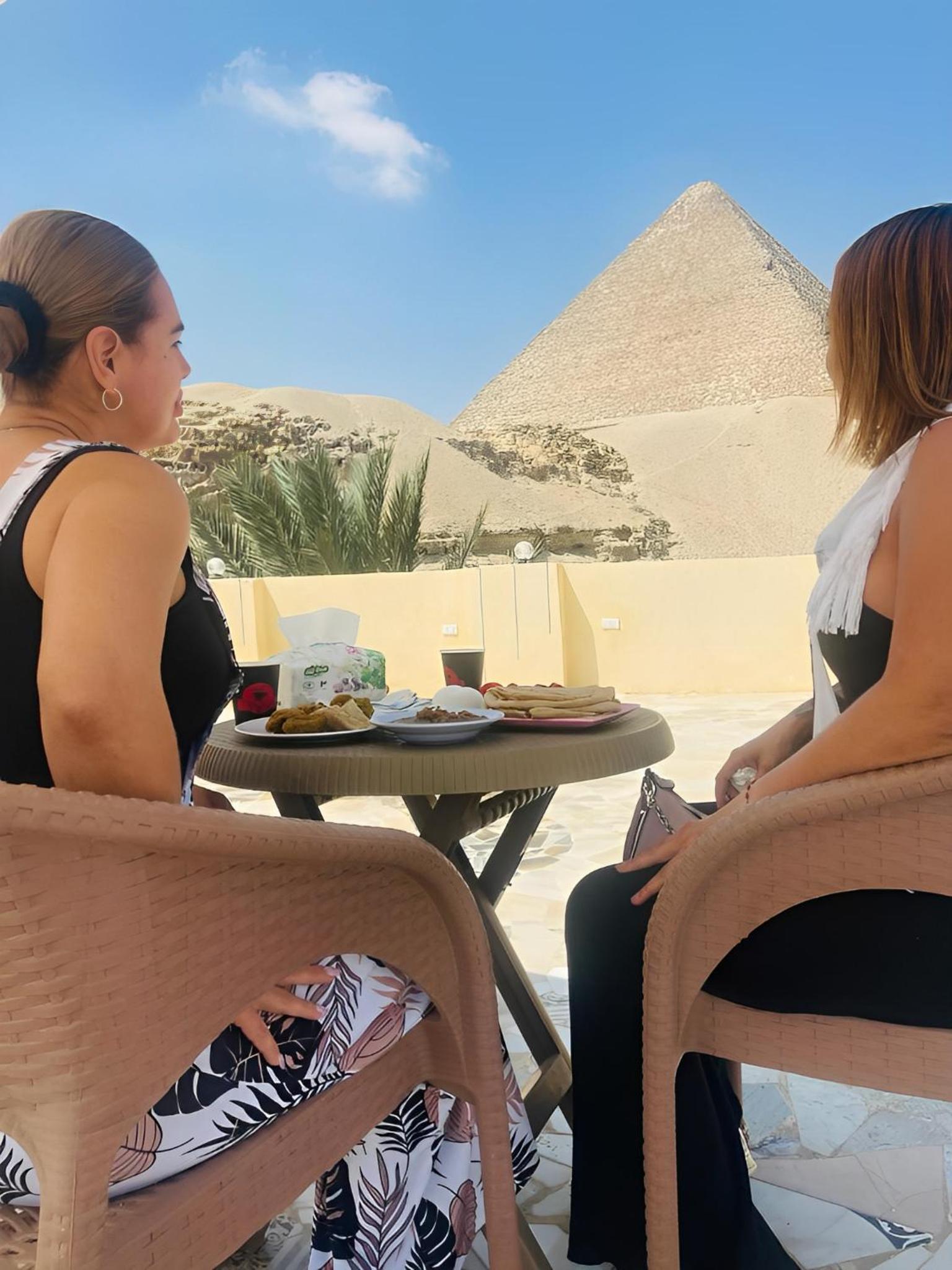 Crystal pyramid inn
