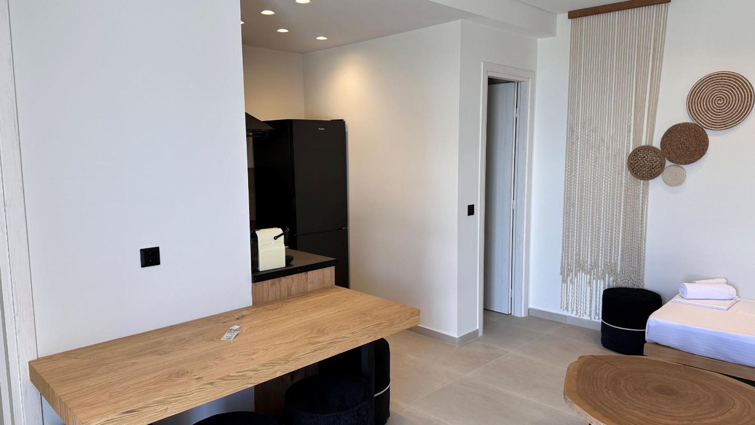 Aristotle Suites