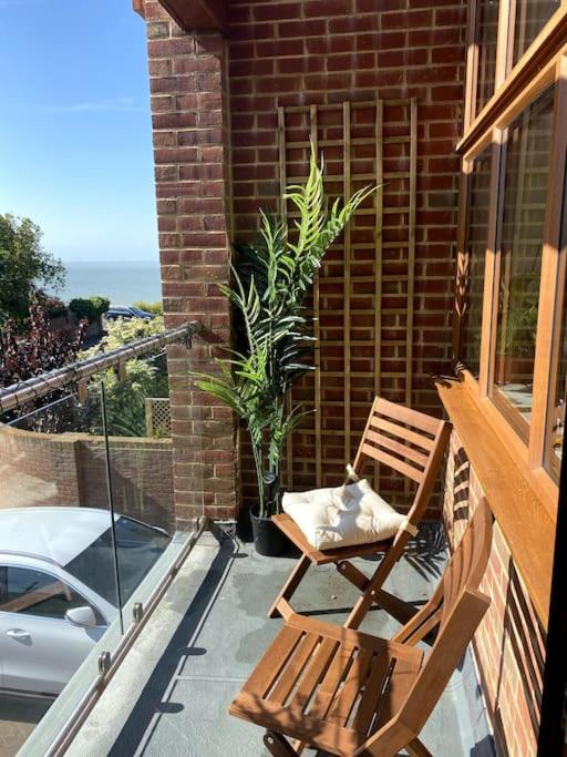 Stylish contemporary seaside holiday home with 5 bedrooms, sea view, parking and EV point view 3
