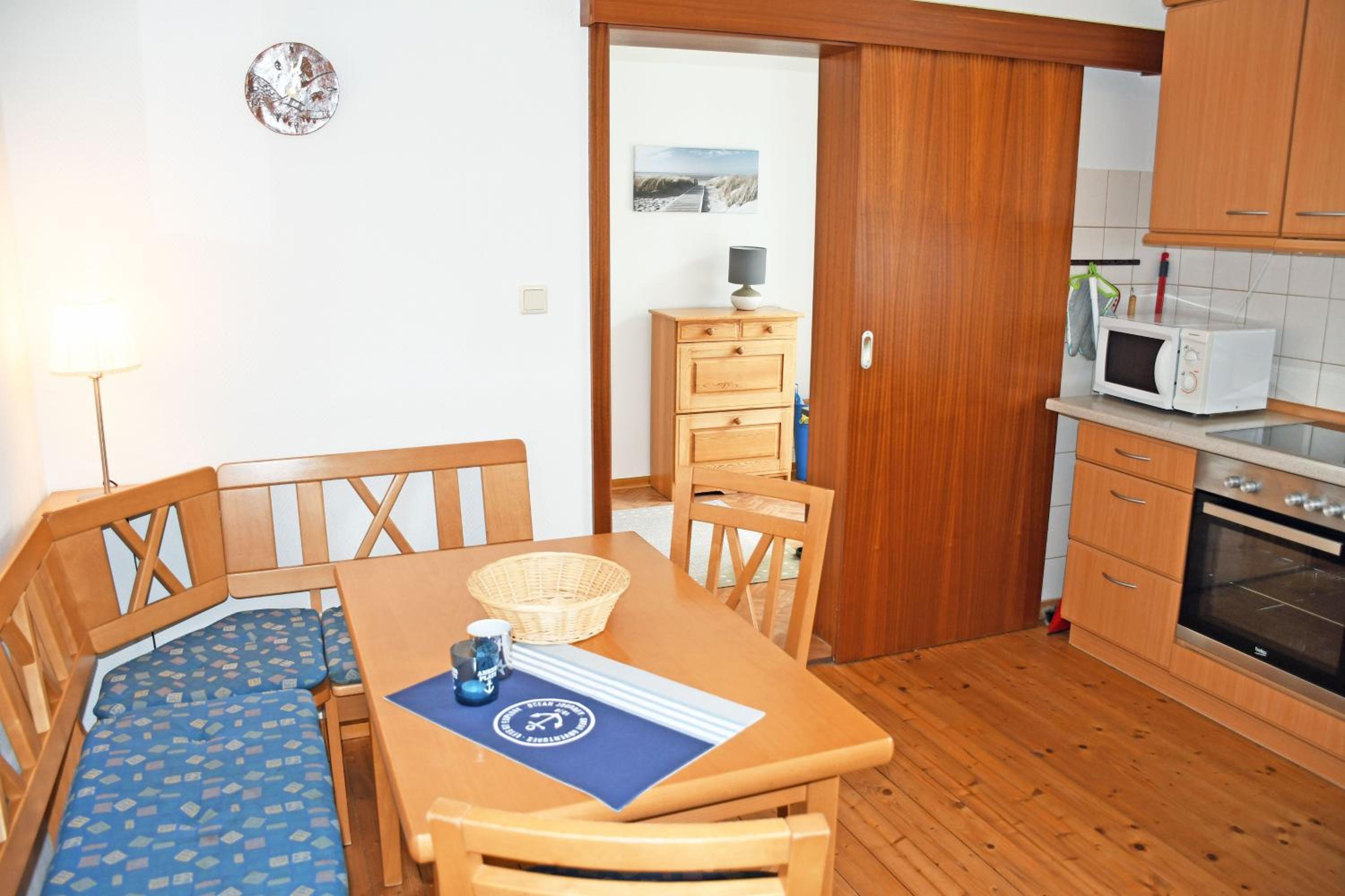 ruhig gelegenes Appartementhaus mit Balkon SA