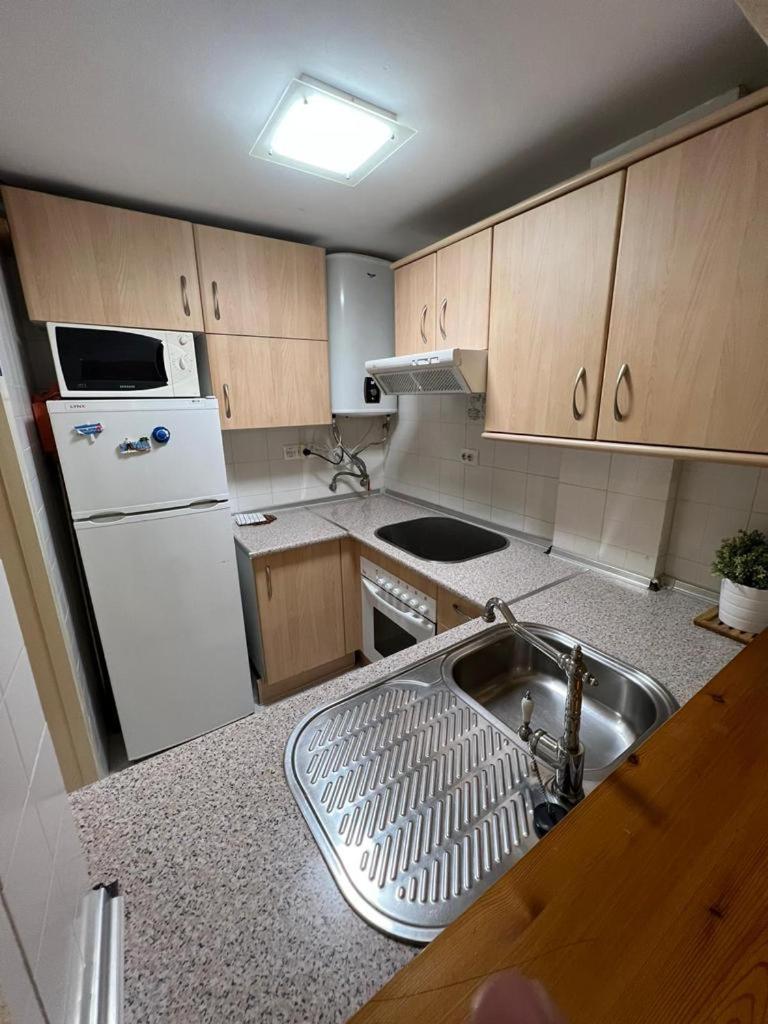 Bajondillo Beach Apartment By Torremolinos On-line