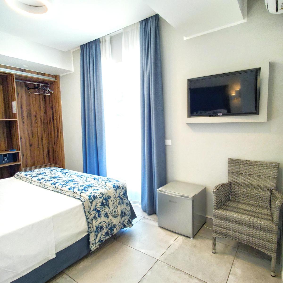 Piccolo Hotel