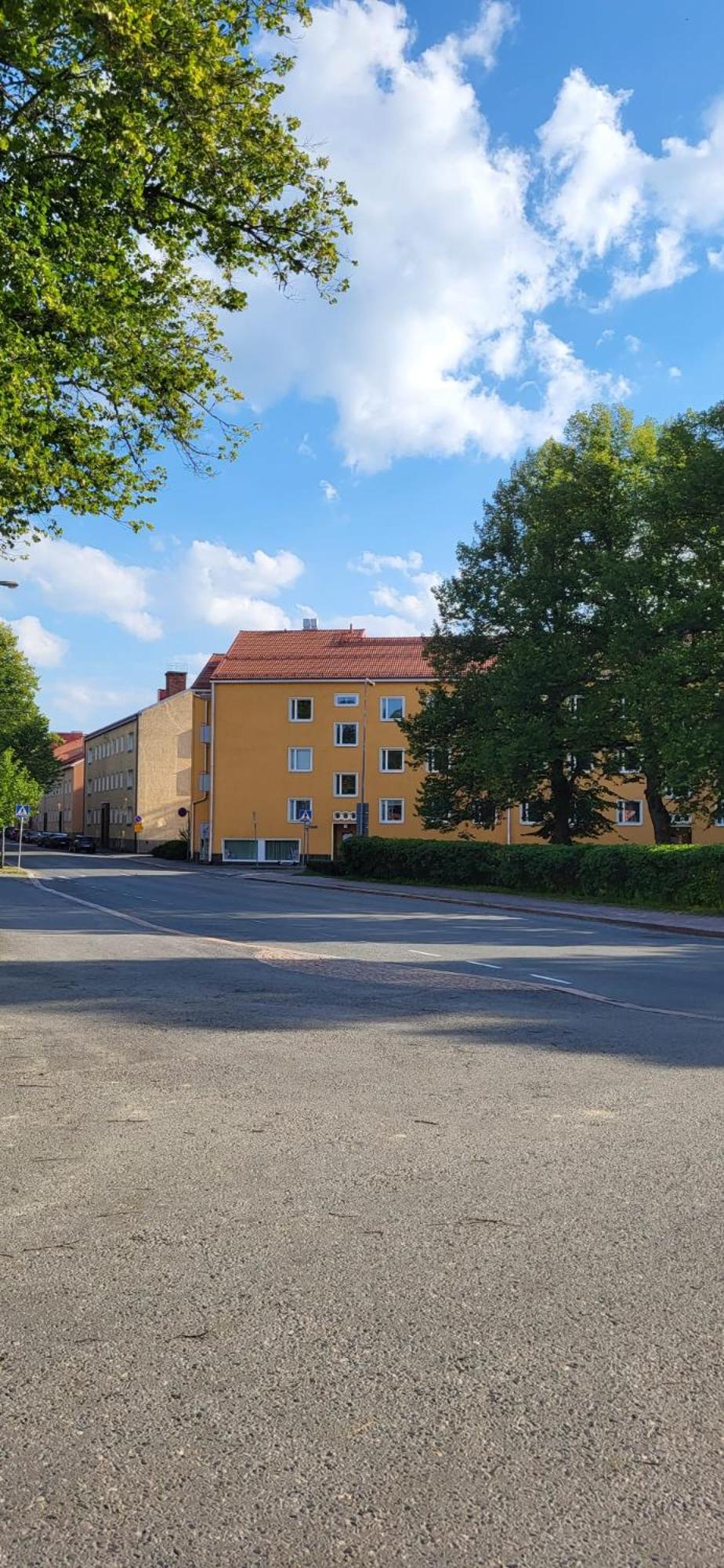 Peaceful and beautiful apartment near railwaystation and city centre
