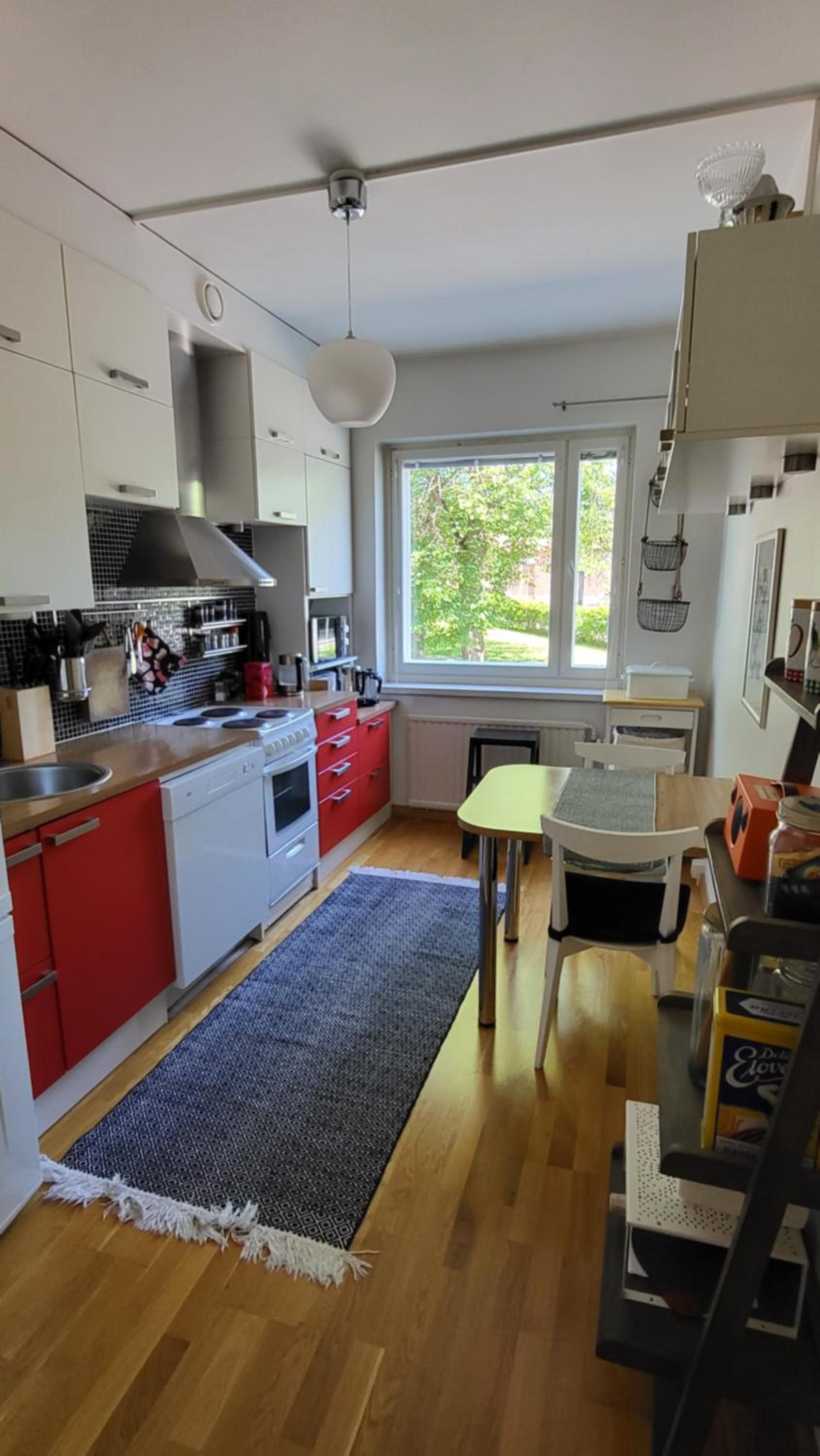 Peaceful and beautiful apartment near railwaystation and city centre