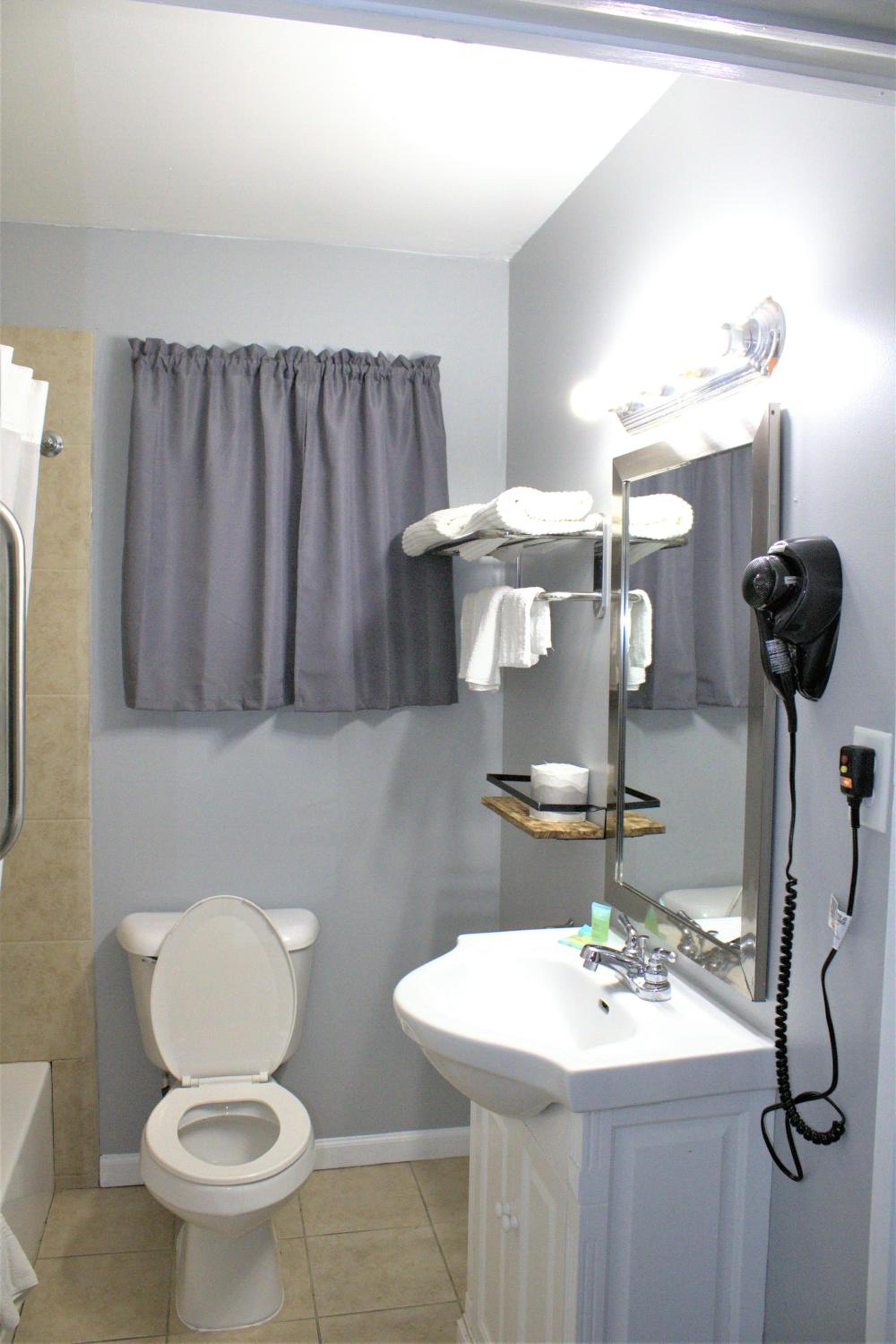 HavenPointe Inn & Suites