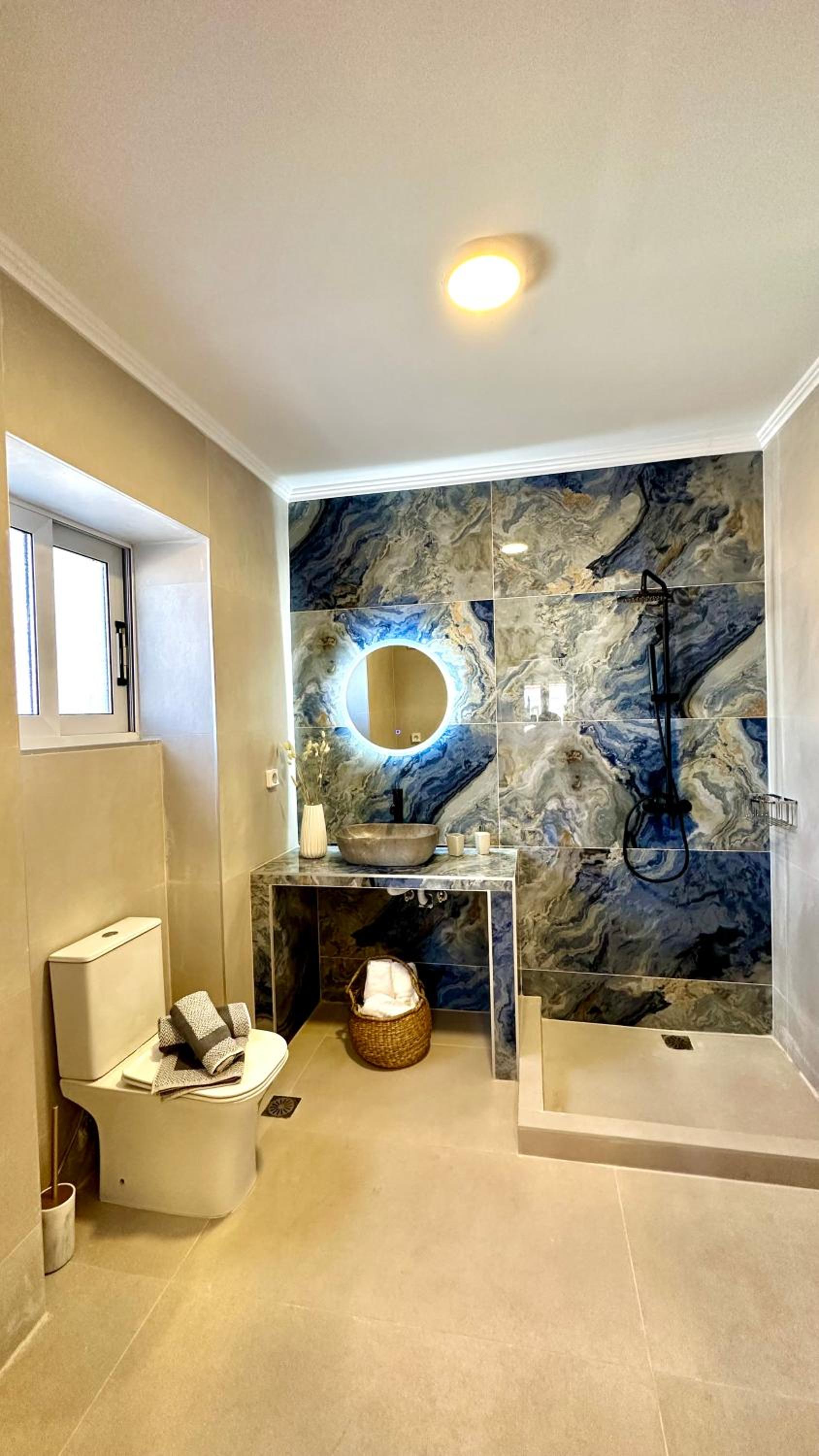 Saint Nicolas luxury apartment photo 4