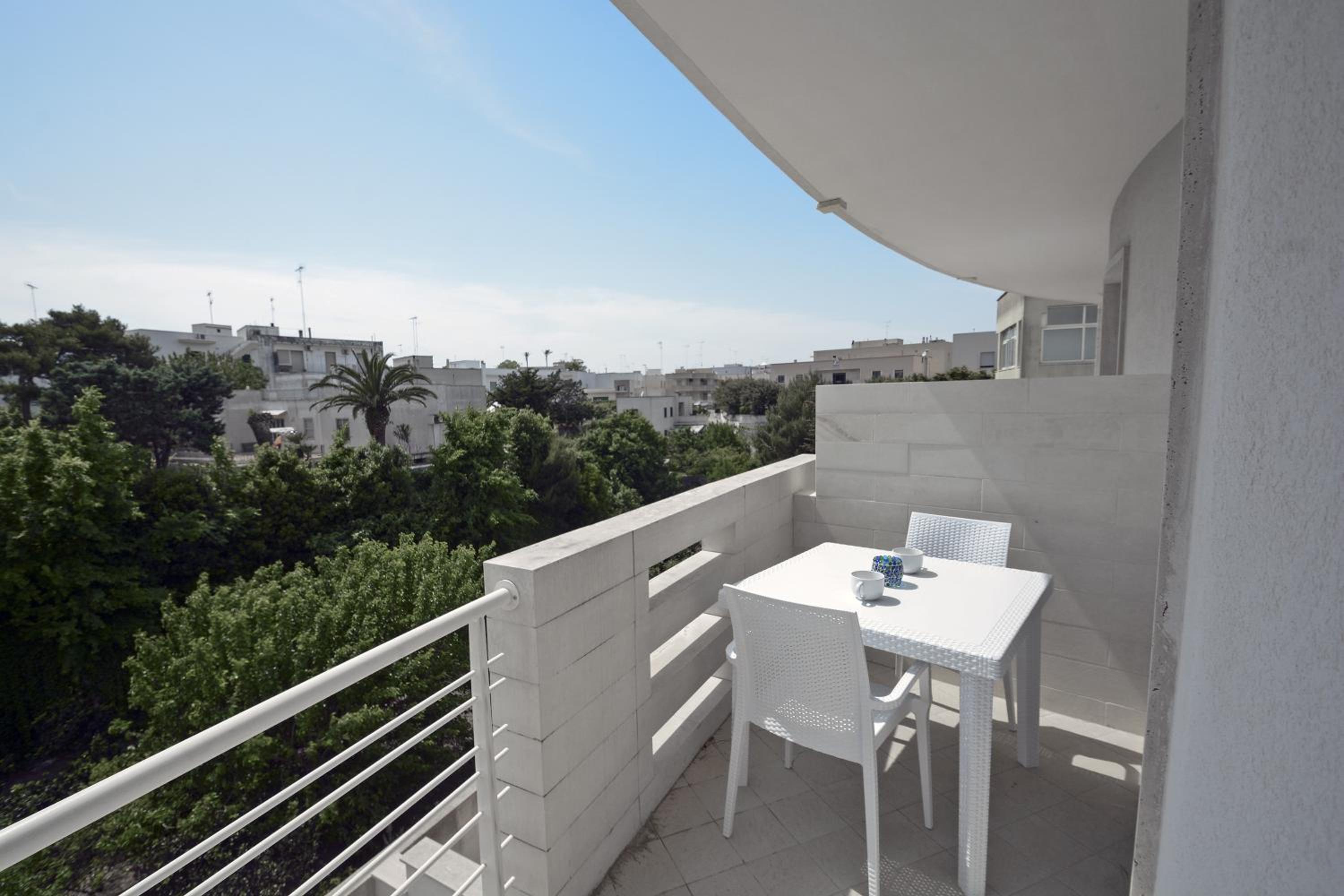 Hypogeum Suites & Apartments