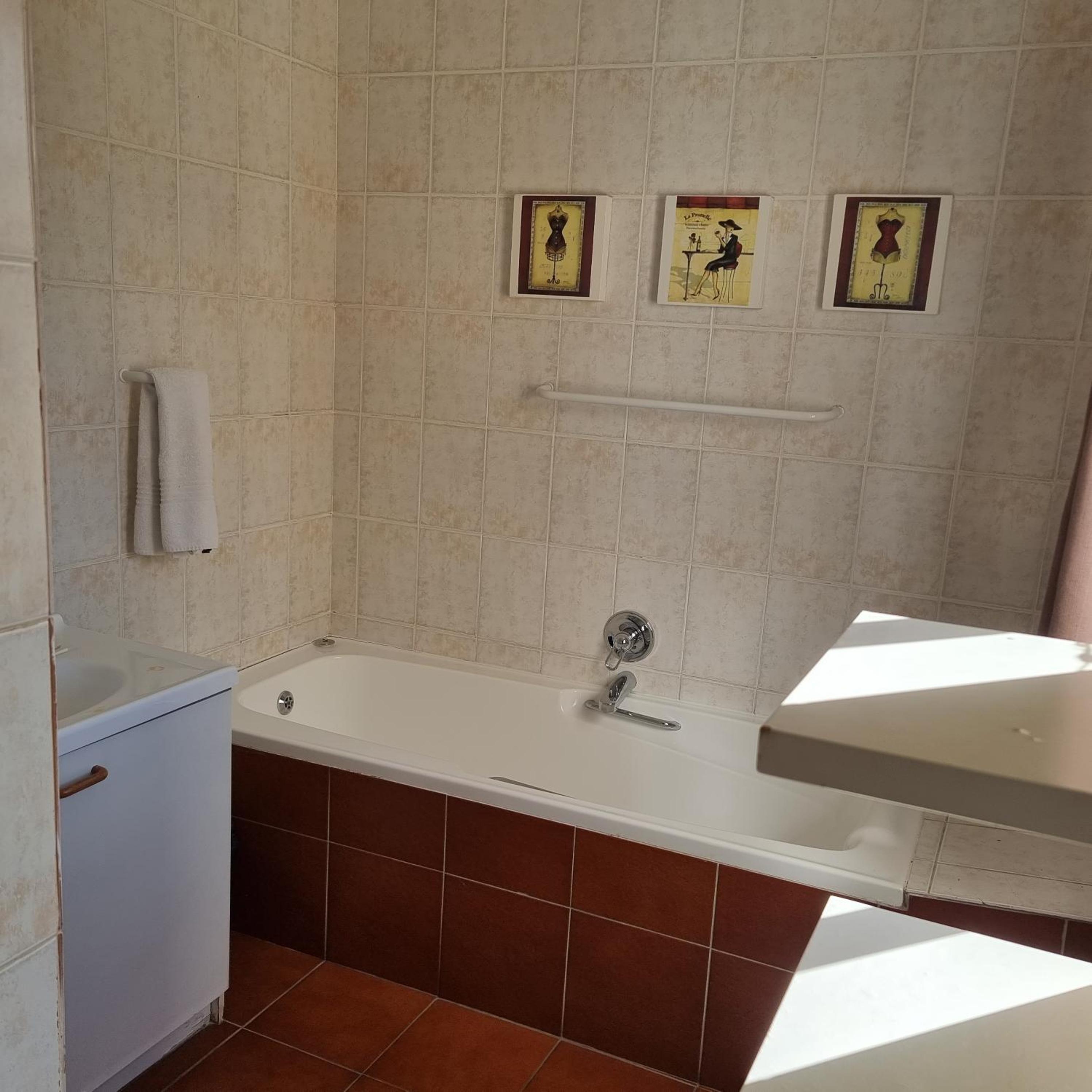 Photo 52