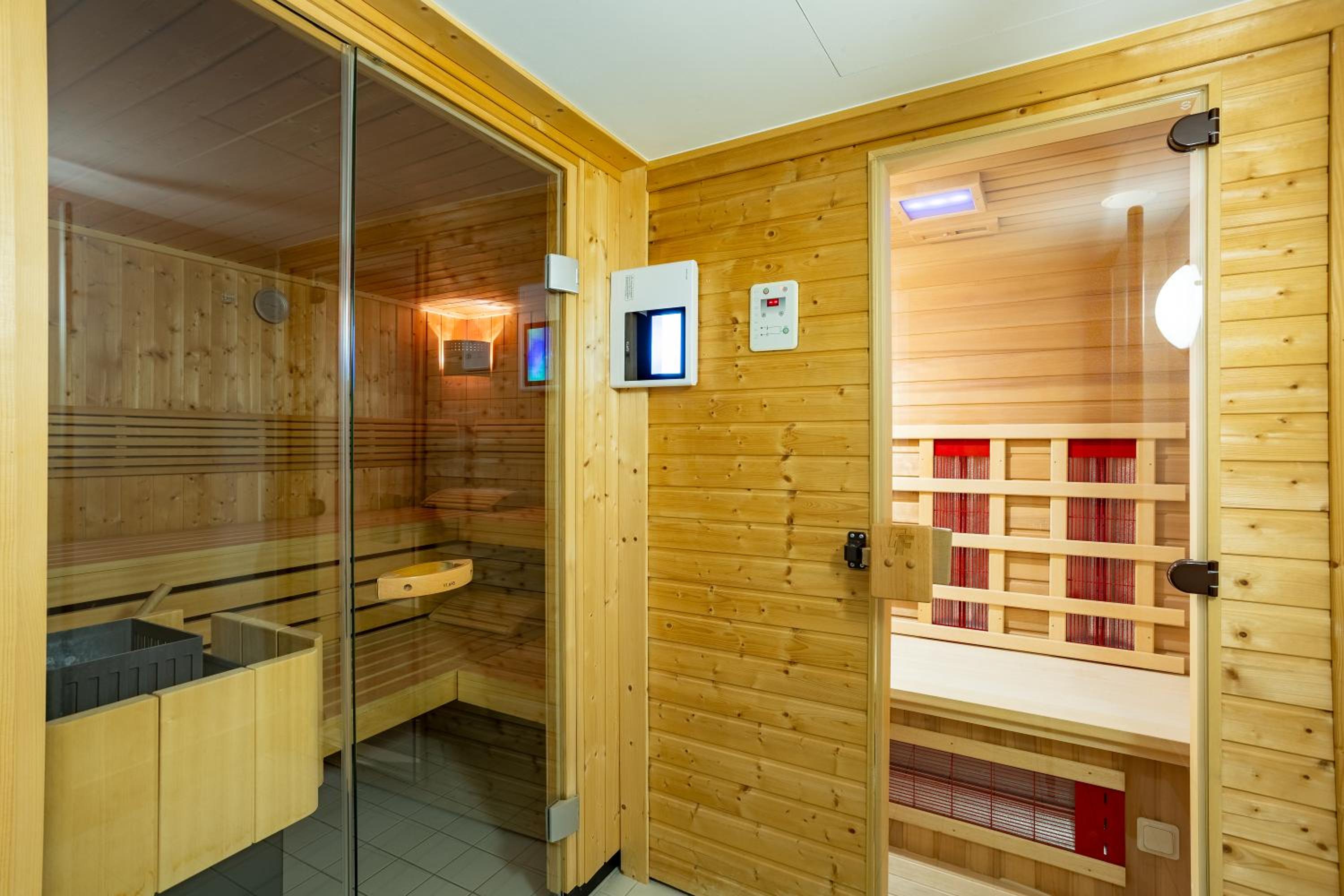 LIKESTAY Premium Baden-Baden - ehemals Batschari Palais — photo 53