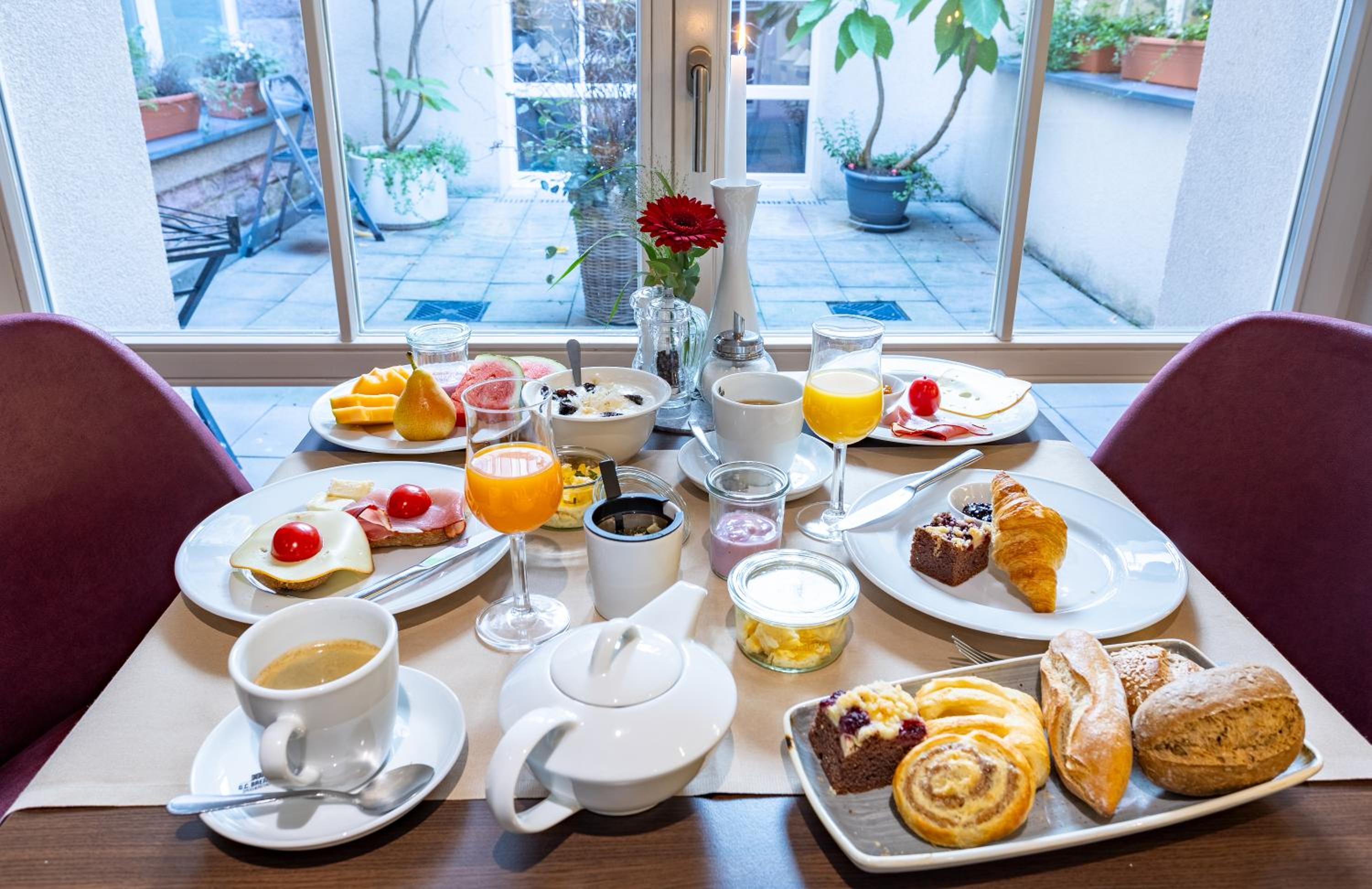 LIKESTAY Premium Baden-Baden - ehemals Batschari Palais — photo 67