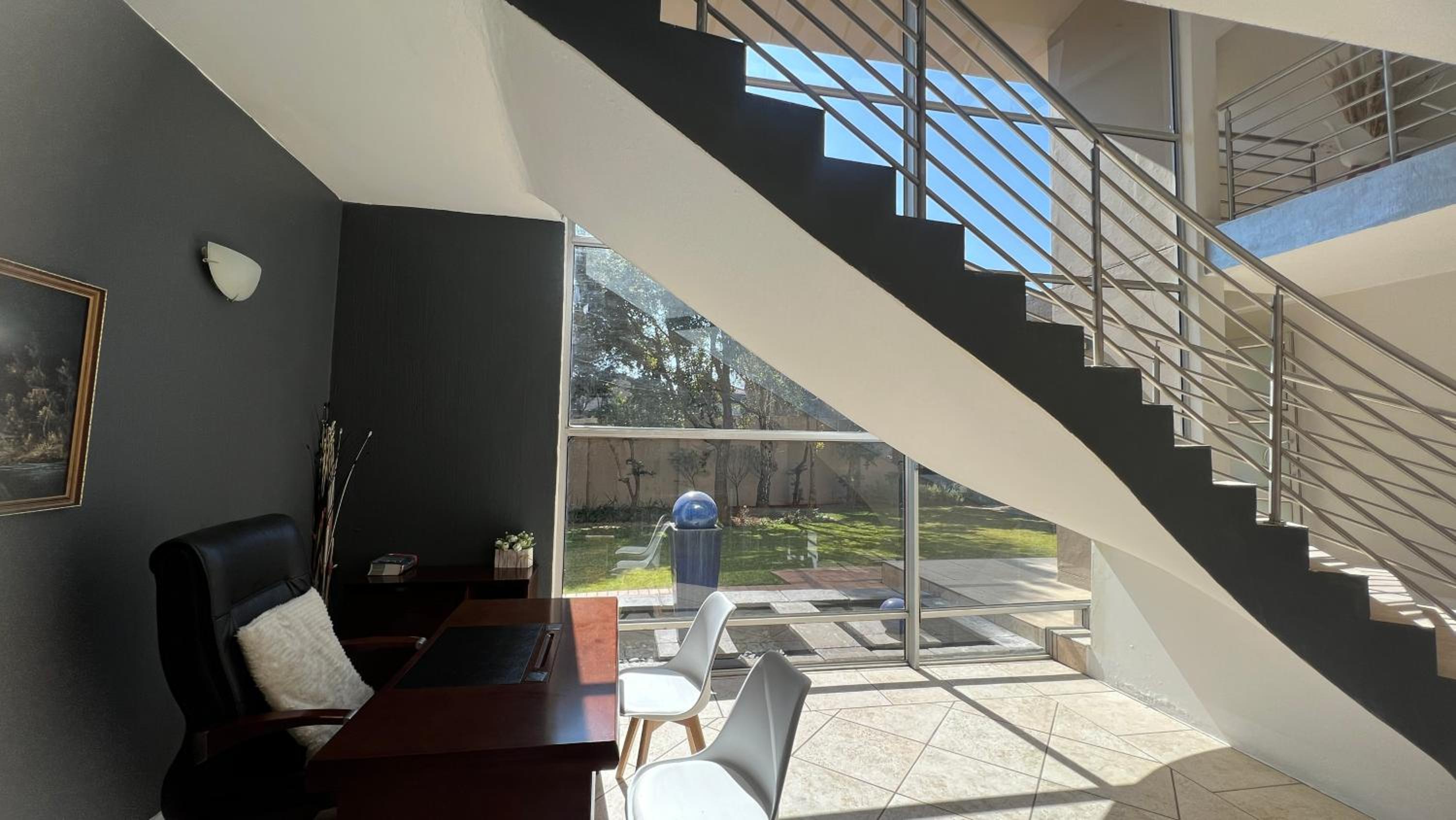 Sizanazo Guest House - Family Suite