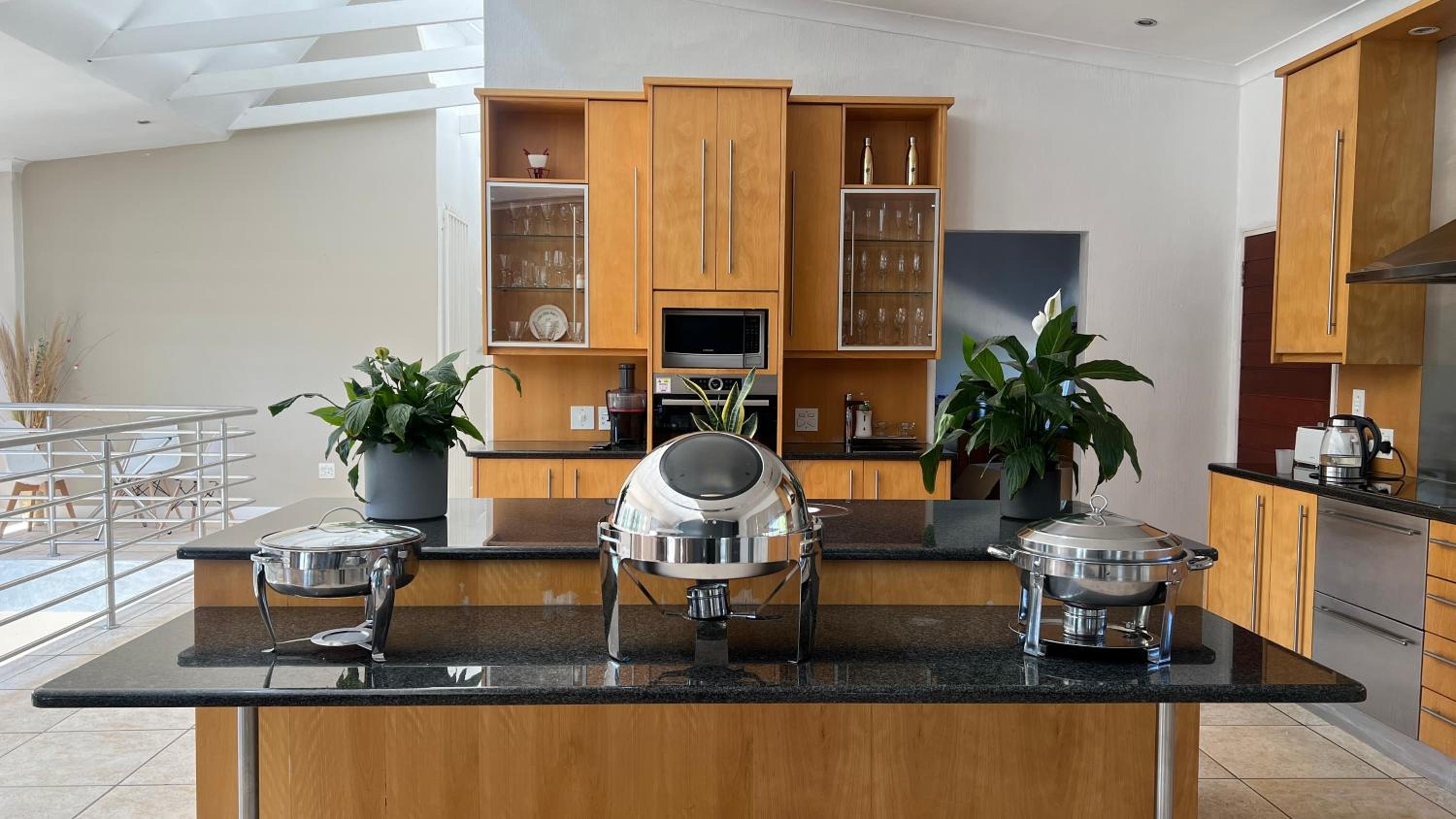 Sizanazo Guest House - Family Suite