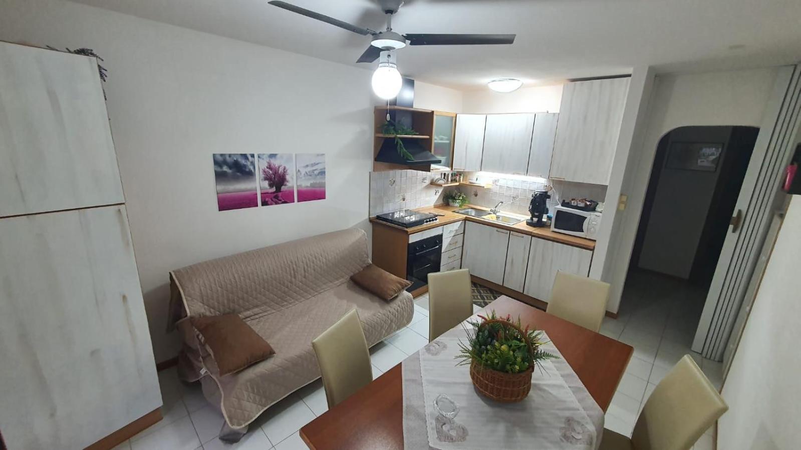 La casa di Marta en Augusta — kitchen