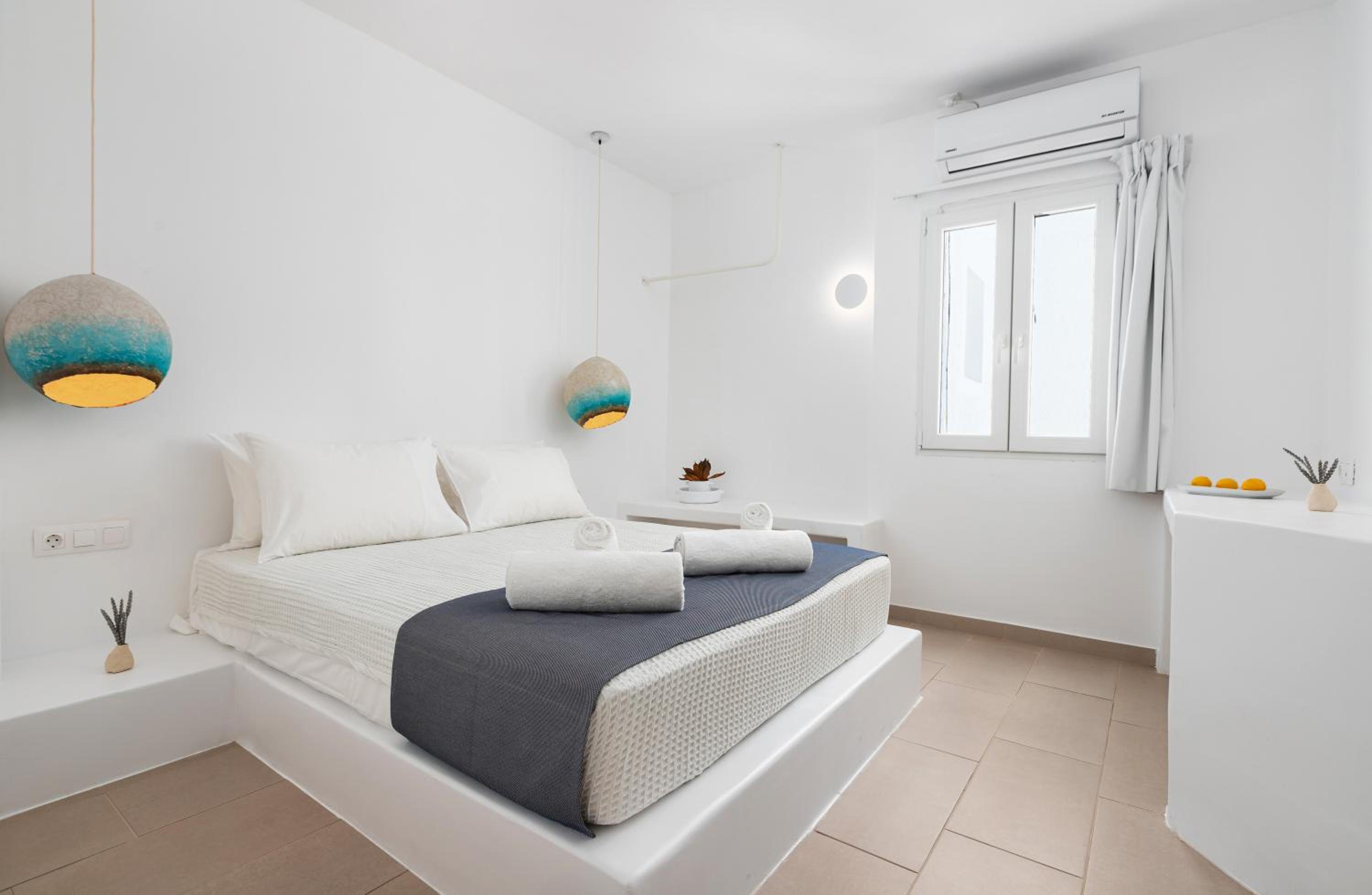 Voca Hotel & Suites