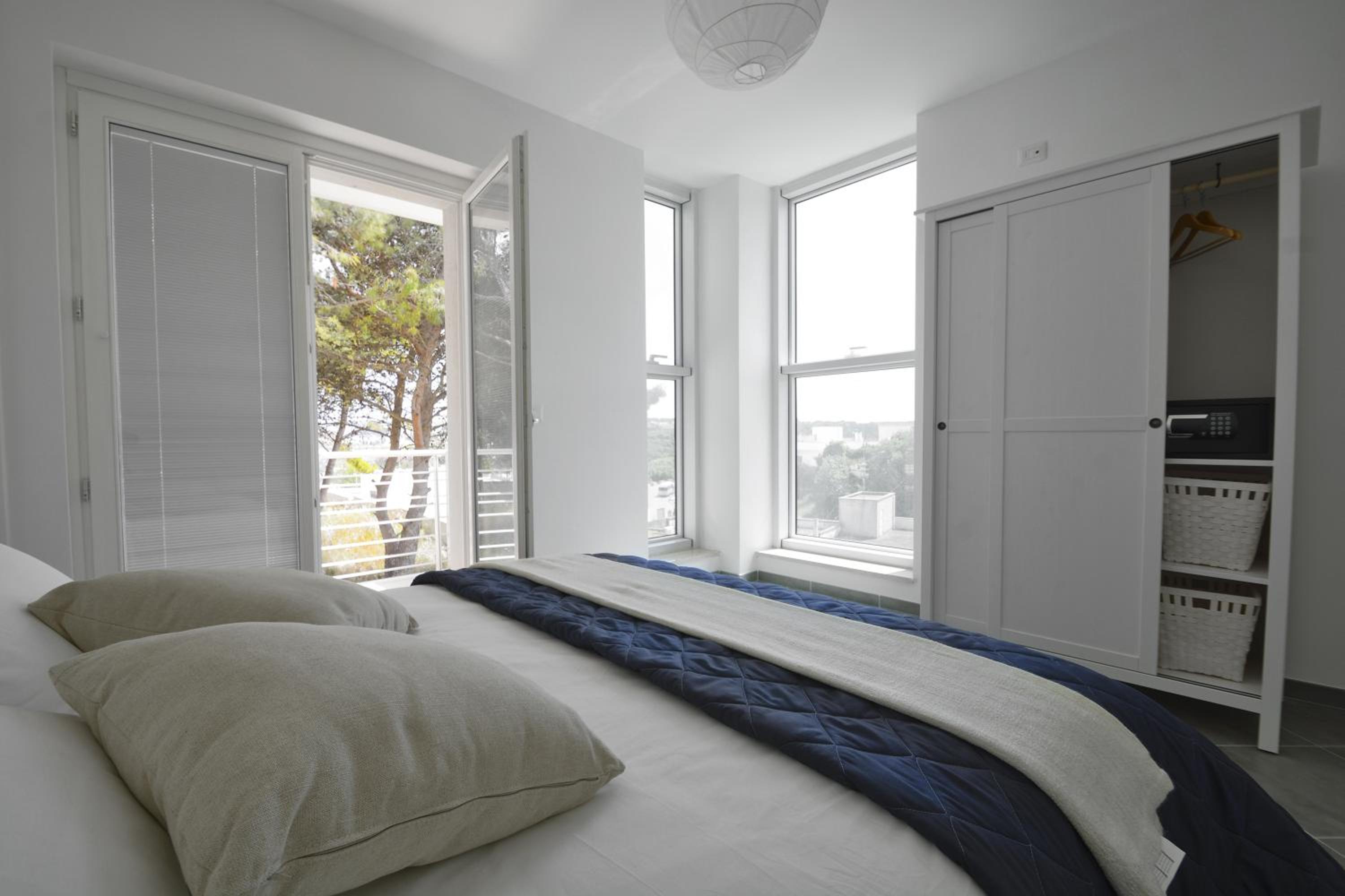 Hypogeum Suites & Apartments