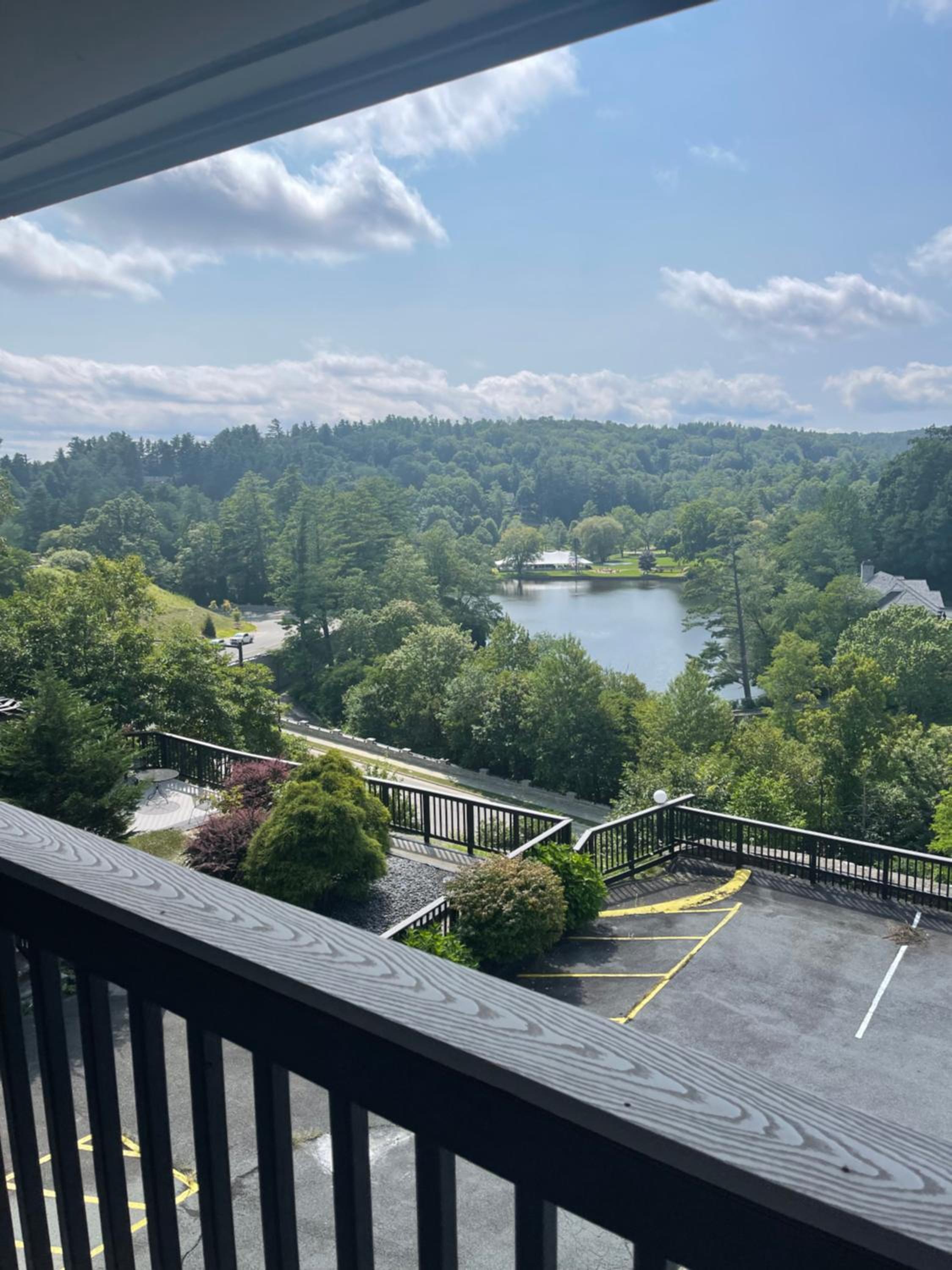 Cliff Dwellers Inn
