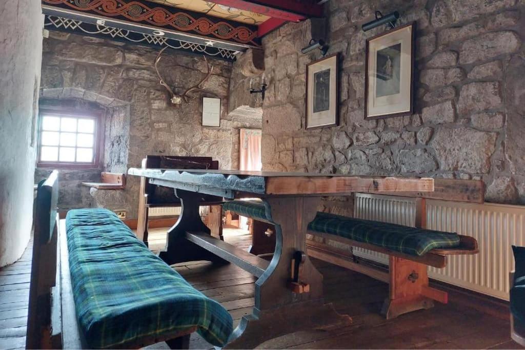 The Tower at Plane Castle-Sleeps 4-Pets Ok-Parking view 4