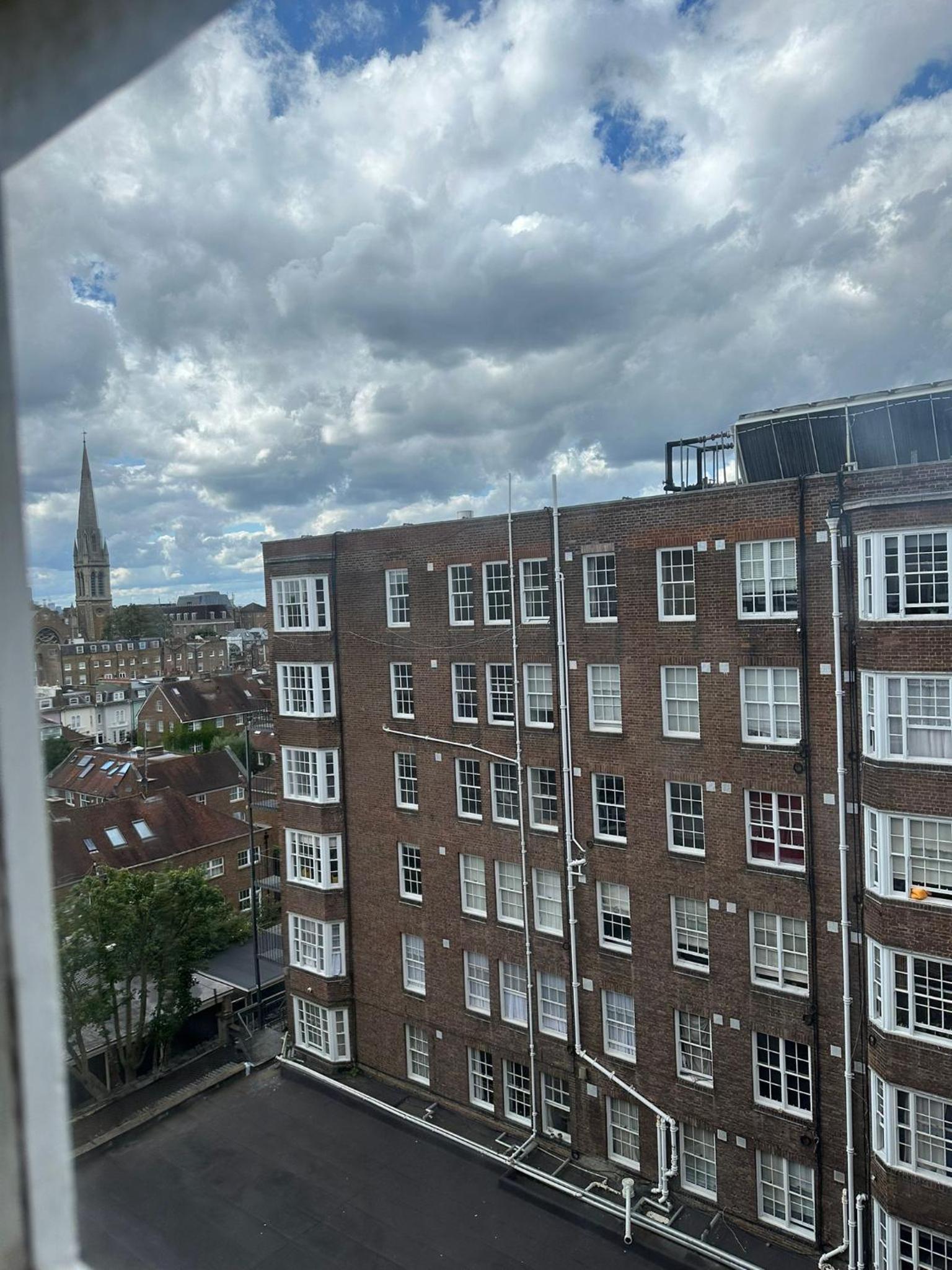 Queens Court