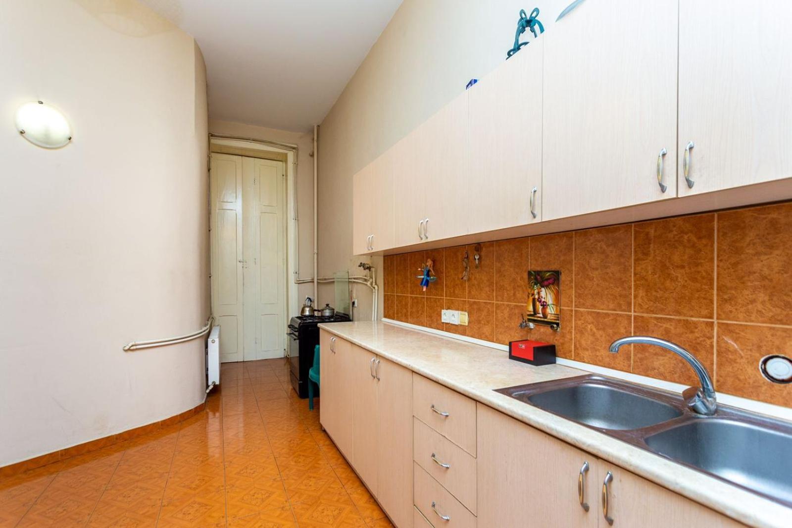 Family Apartment In 1 Century Building