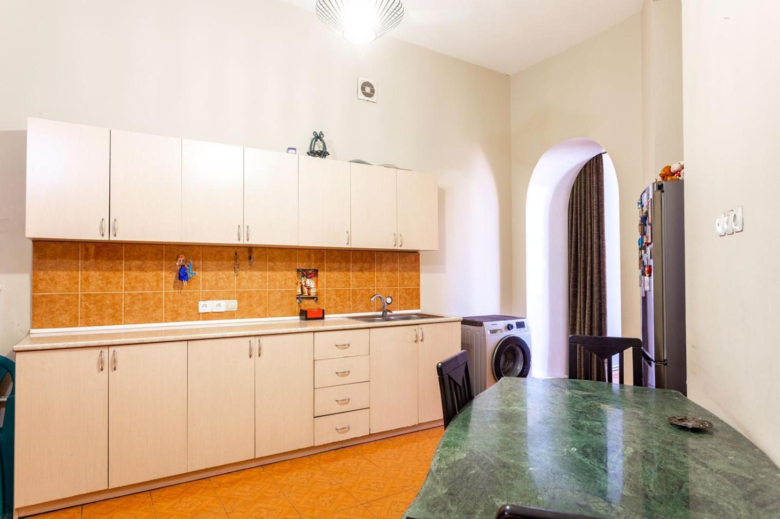 Family Apartment In 1 Century Building