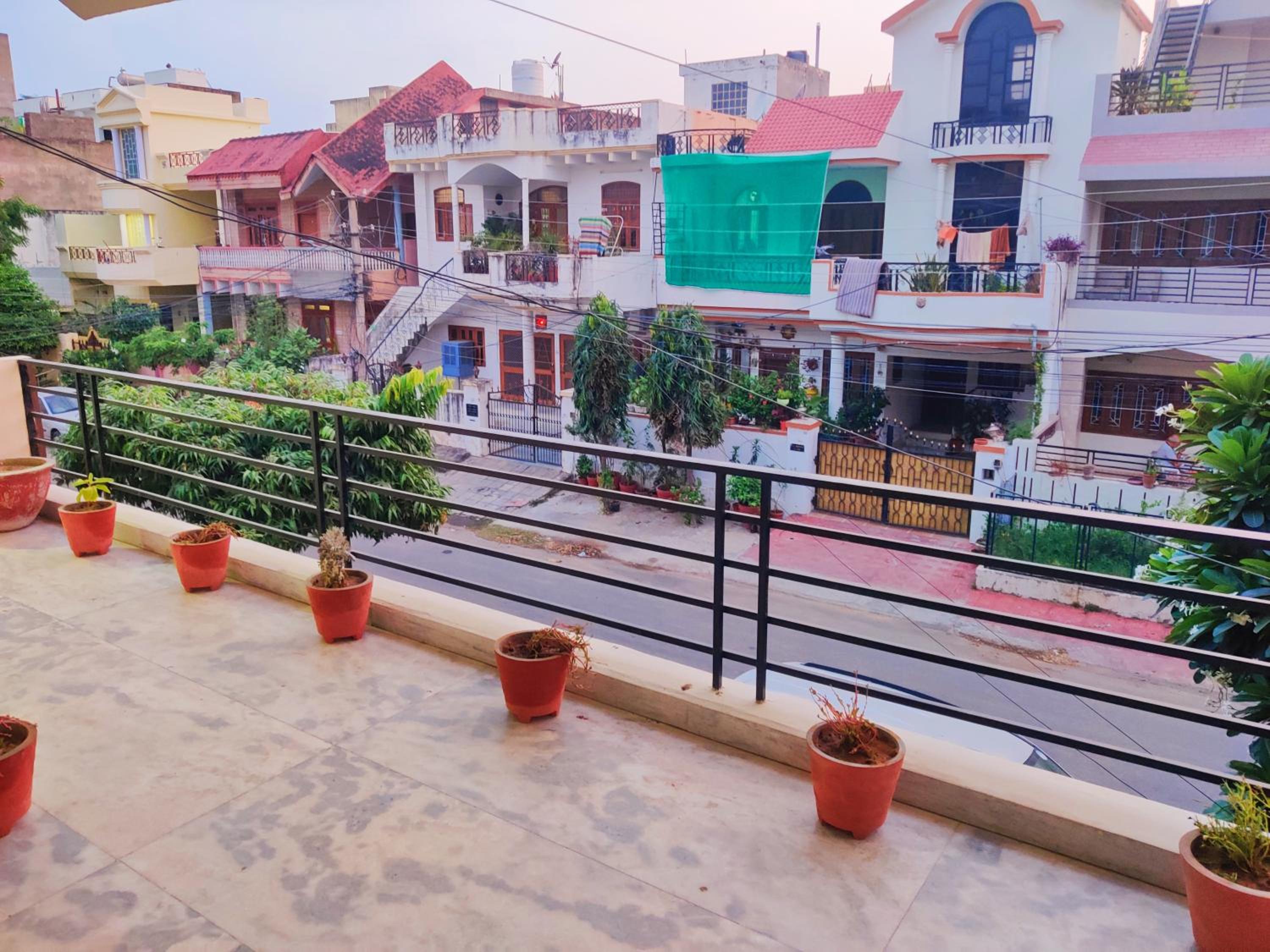 Luxurious 3BHK Urban Retreat Homestay
