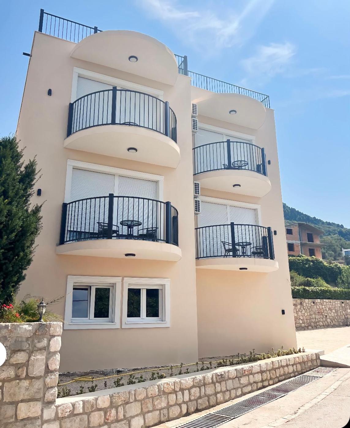 Apartments HAS