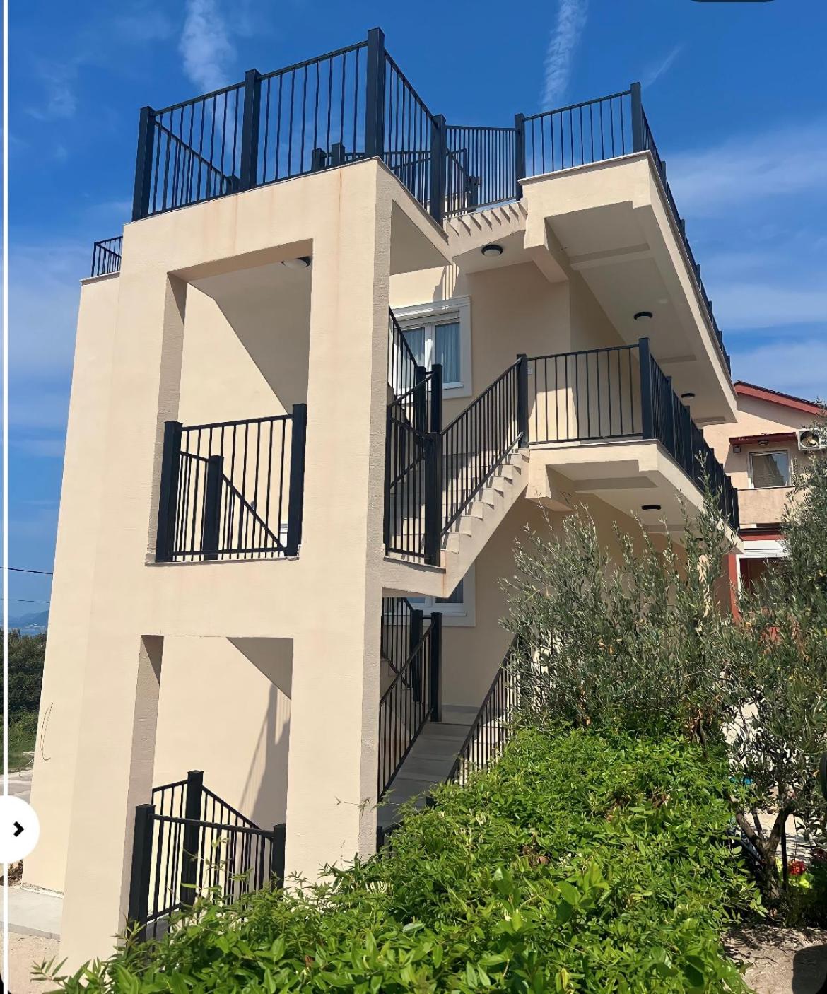 Apartments HAS
