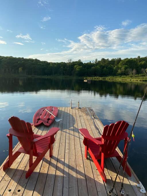 Four Season Waterfront Muskoka Retreat