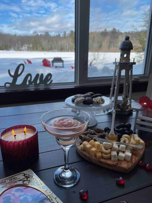 Four Season Waterfront Muskoka Retreat