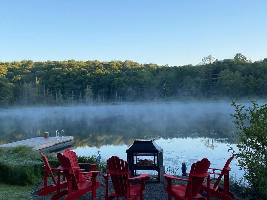 Four Season Waterfront Muskoka Retreat