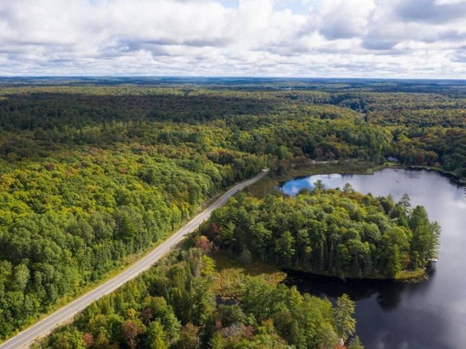 Four Season Waterfront Muskoka Retreat