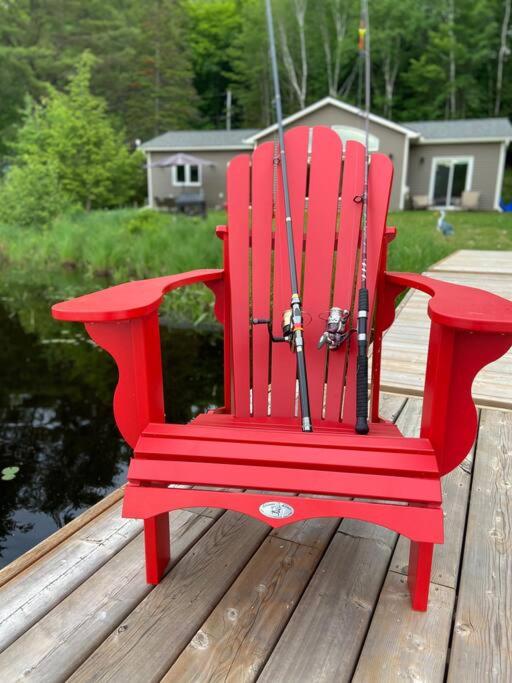 Four Season Waterfront Muskoka Retreat
