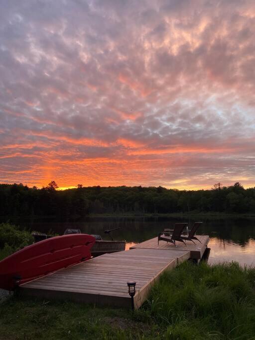 Four Season Waterfront Muskoka Retreat