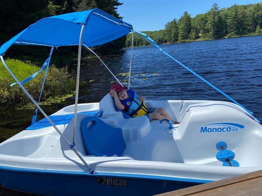 Four Season Waterfront Muskoka Retreat