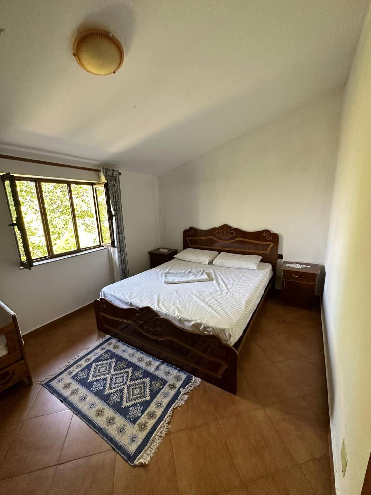Sibora Guest House Liqeni Ulez