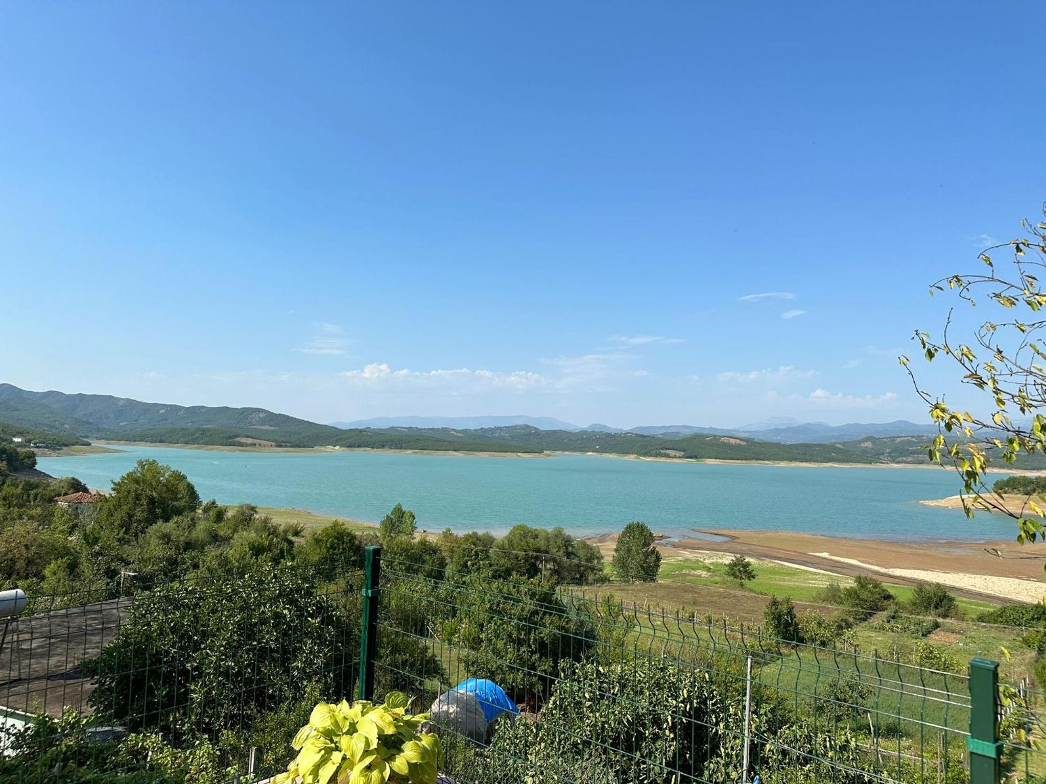 Sibora Guest House Liqeni Ulez