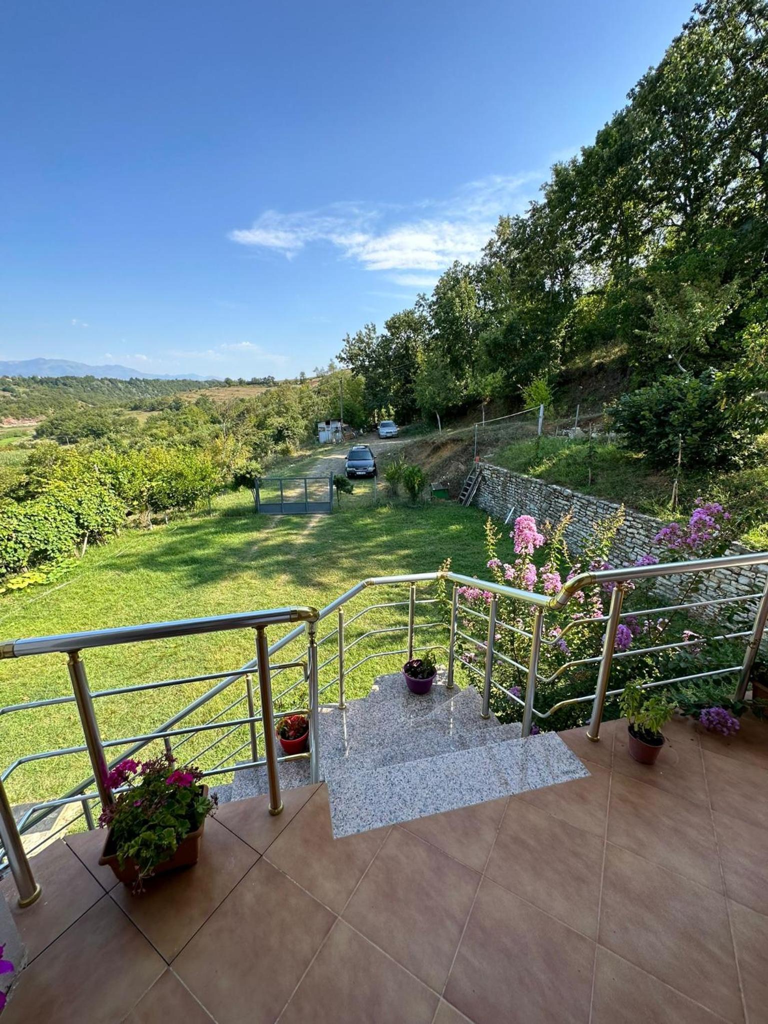 Sibora Guest House Liqeni Ulez