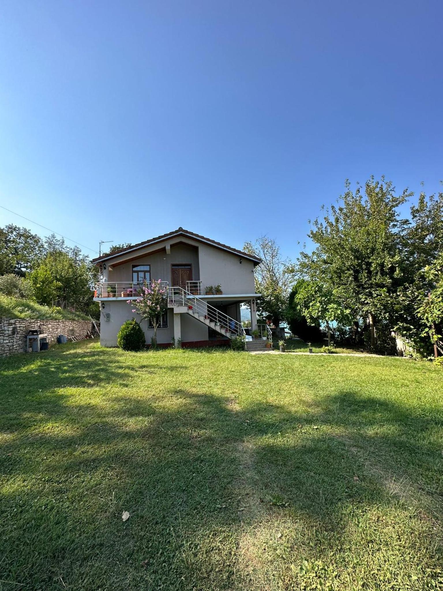 Sibora Guest House Liqeni Ulez