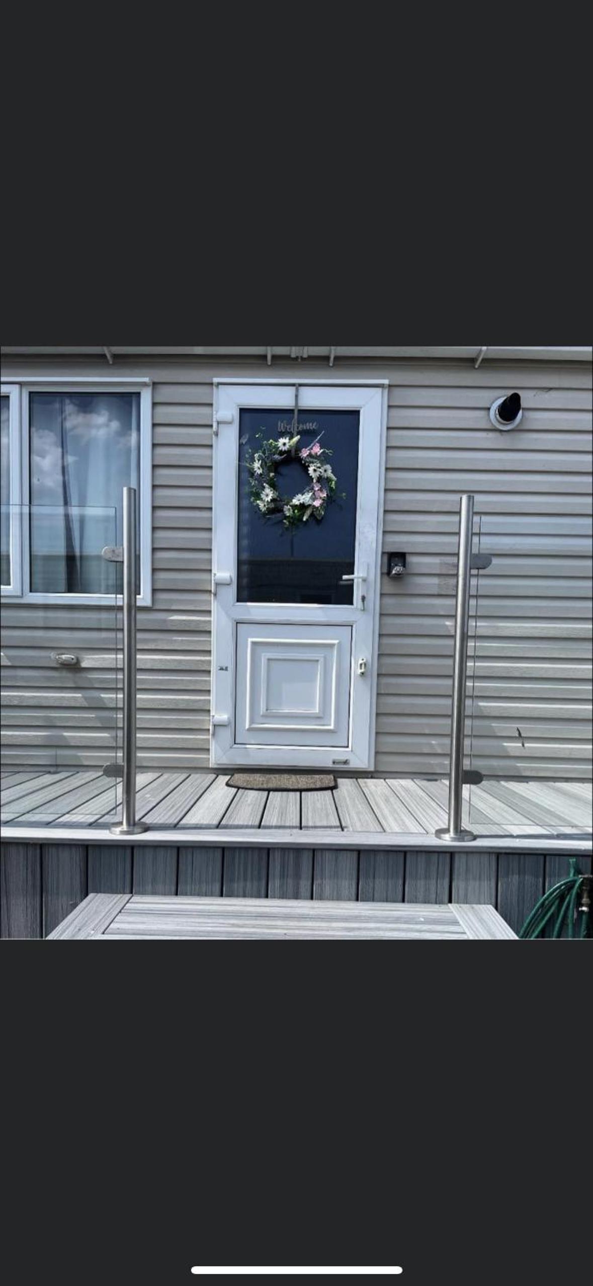 2 bedroom (sleeps 6) caravan to rent in allonby view 2